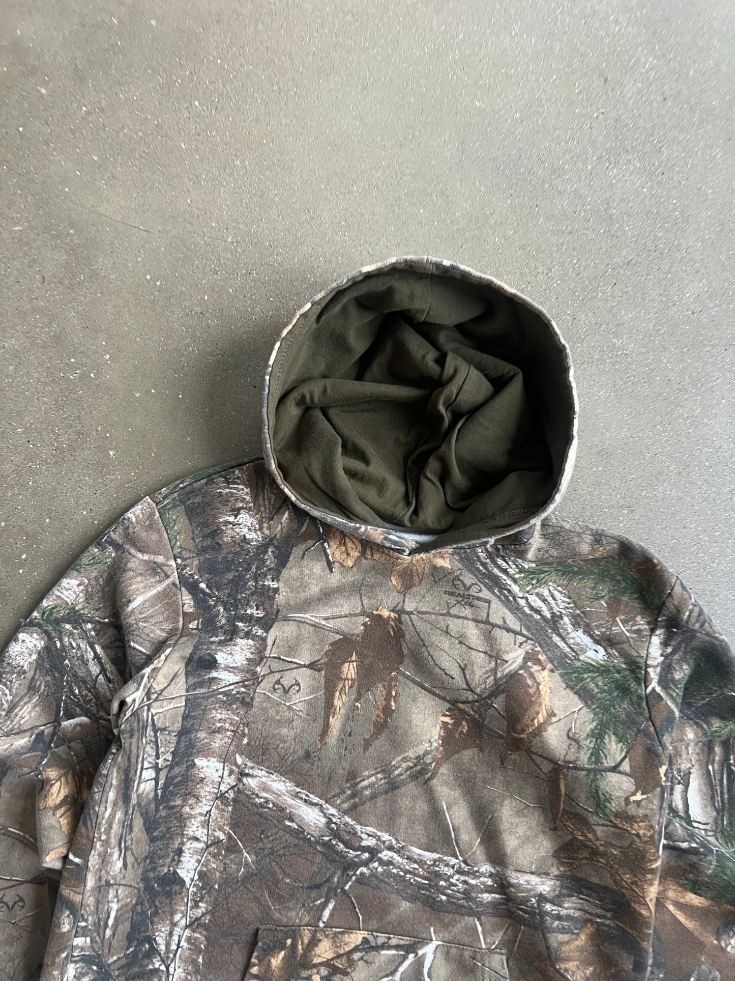 Vintage RealTree Camo Hoodie - XS