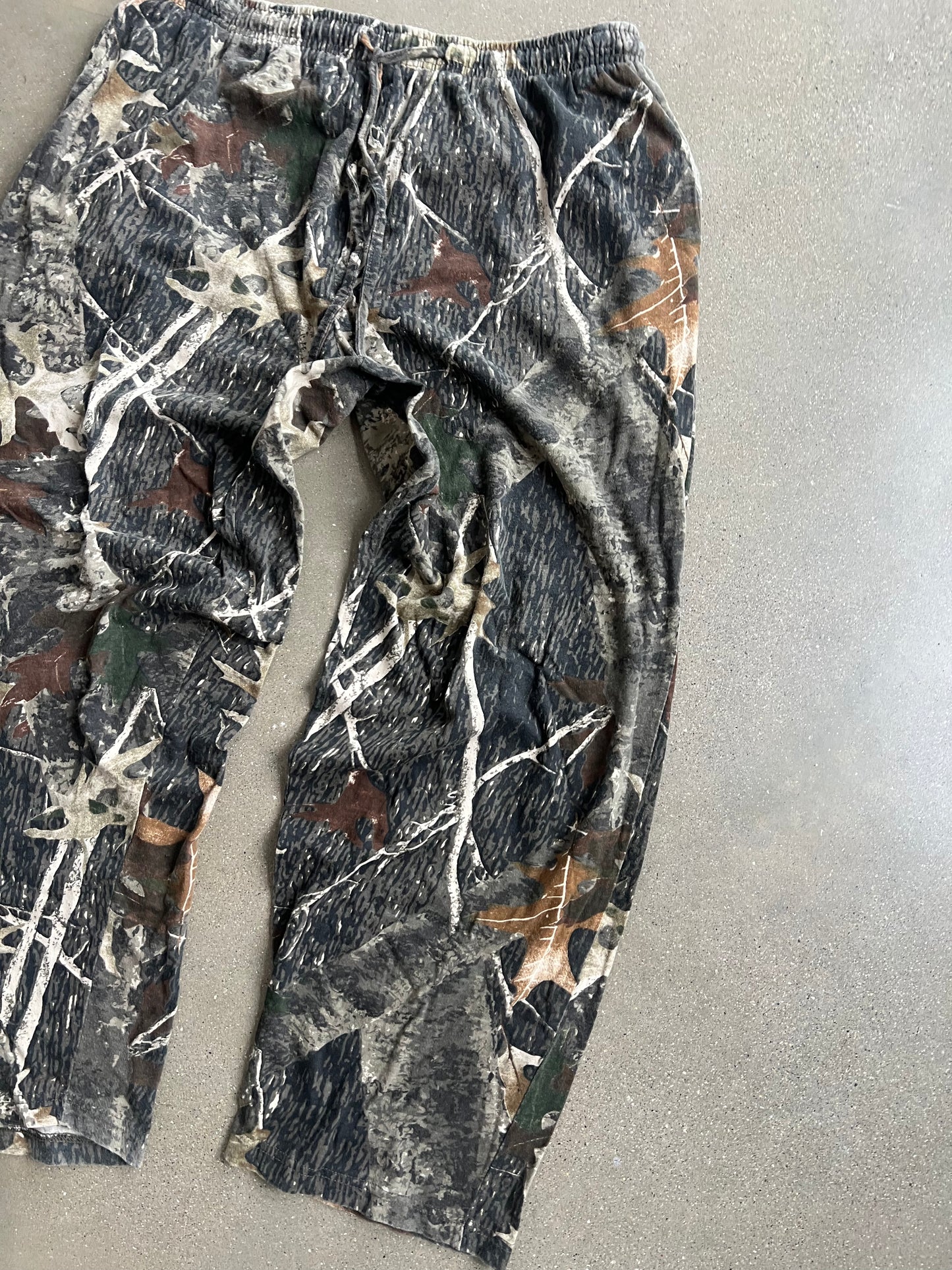 Vintage Real Tree Camo Baggy Pants - XL