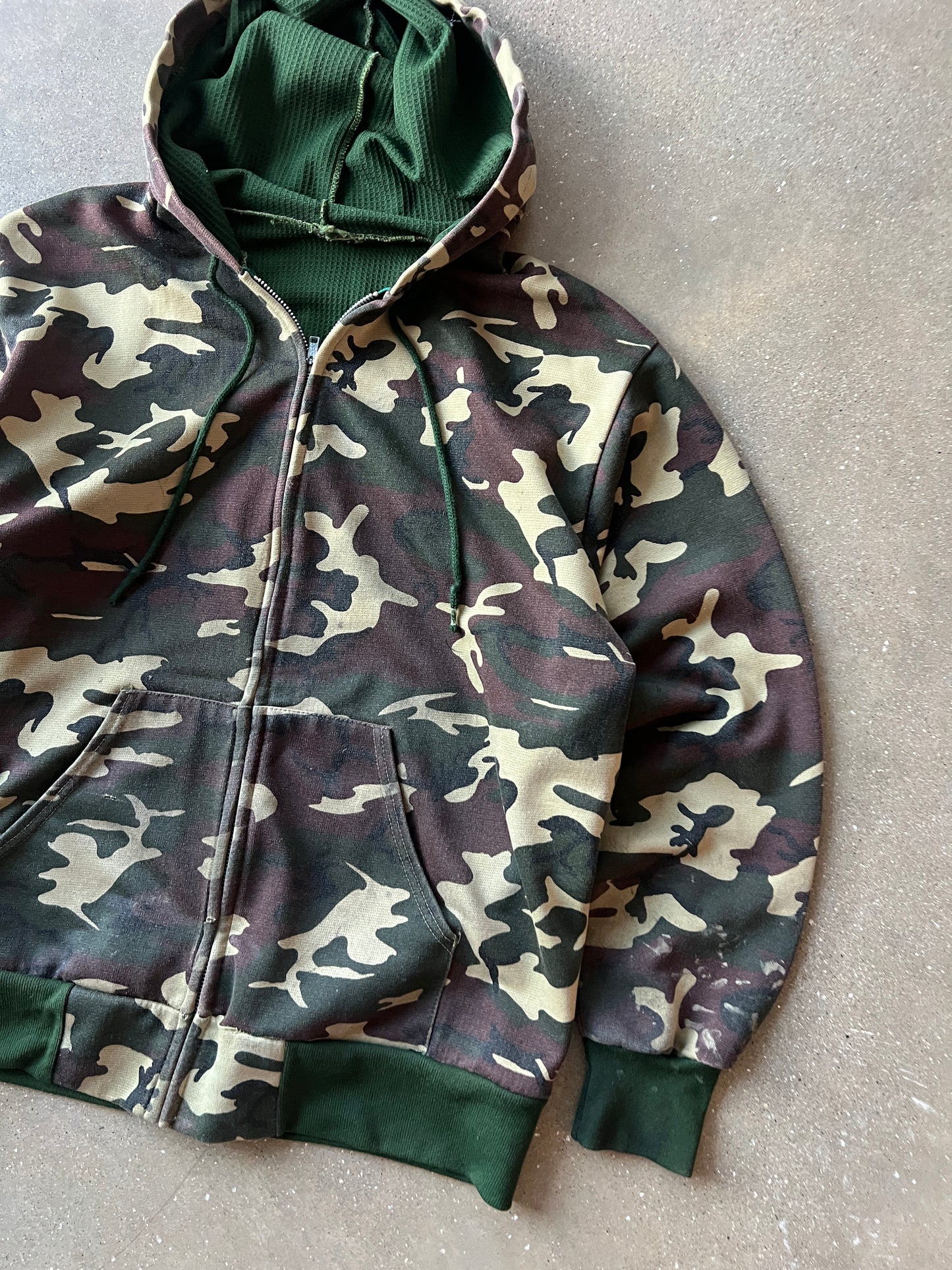 Vintage Woodland Camo Zip Up Jacket - M