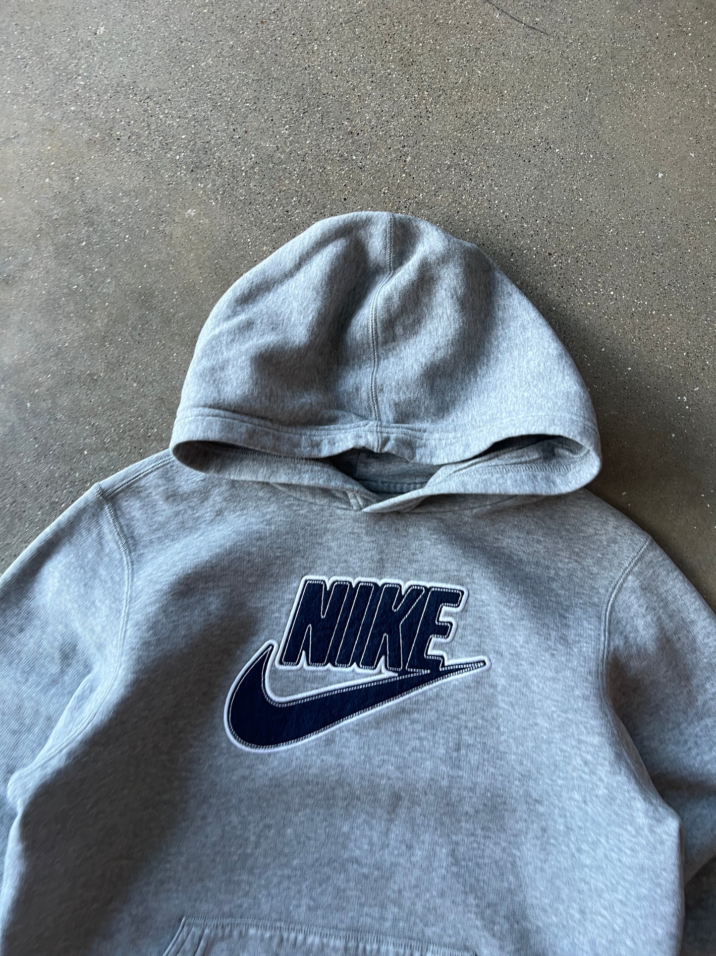 Vintage Grey Nike Spellout Hoodie - M