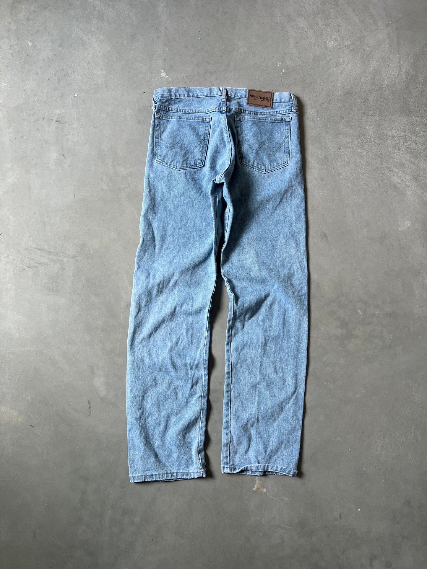 Denim blue wrangler pants - 32x34