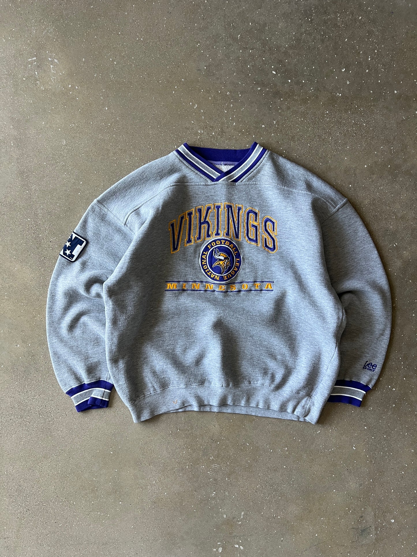 Vintage Grey Minnesota Vikings Crew - L