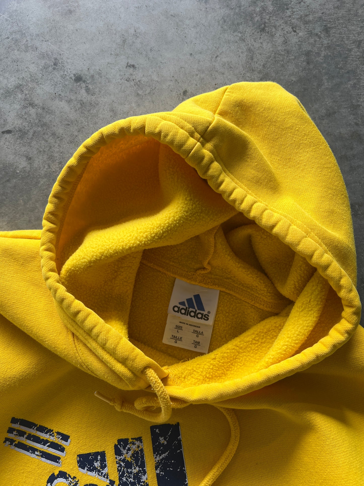 Vintage Yellow Adidas Logo Hoodie - XL