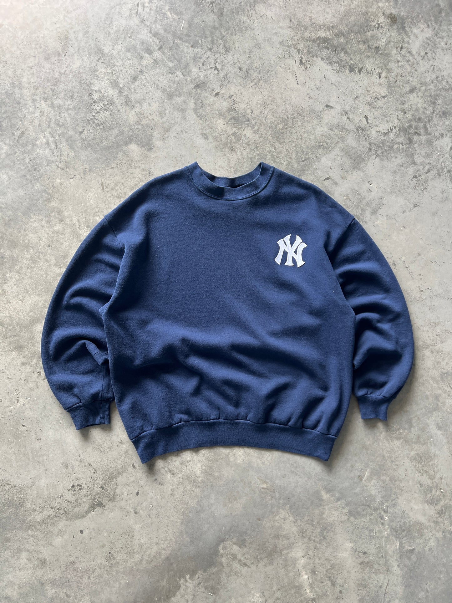 Vintage NY Yankees Logo Crew - XL/XXL