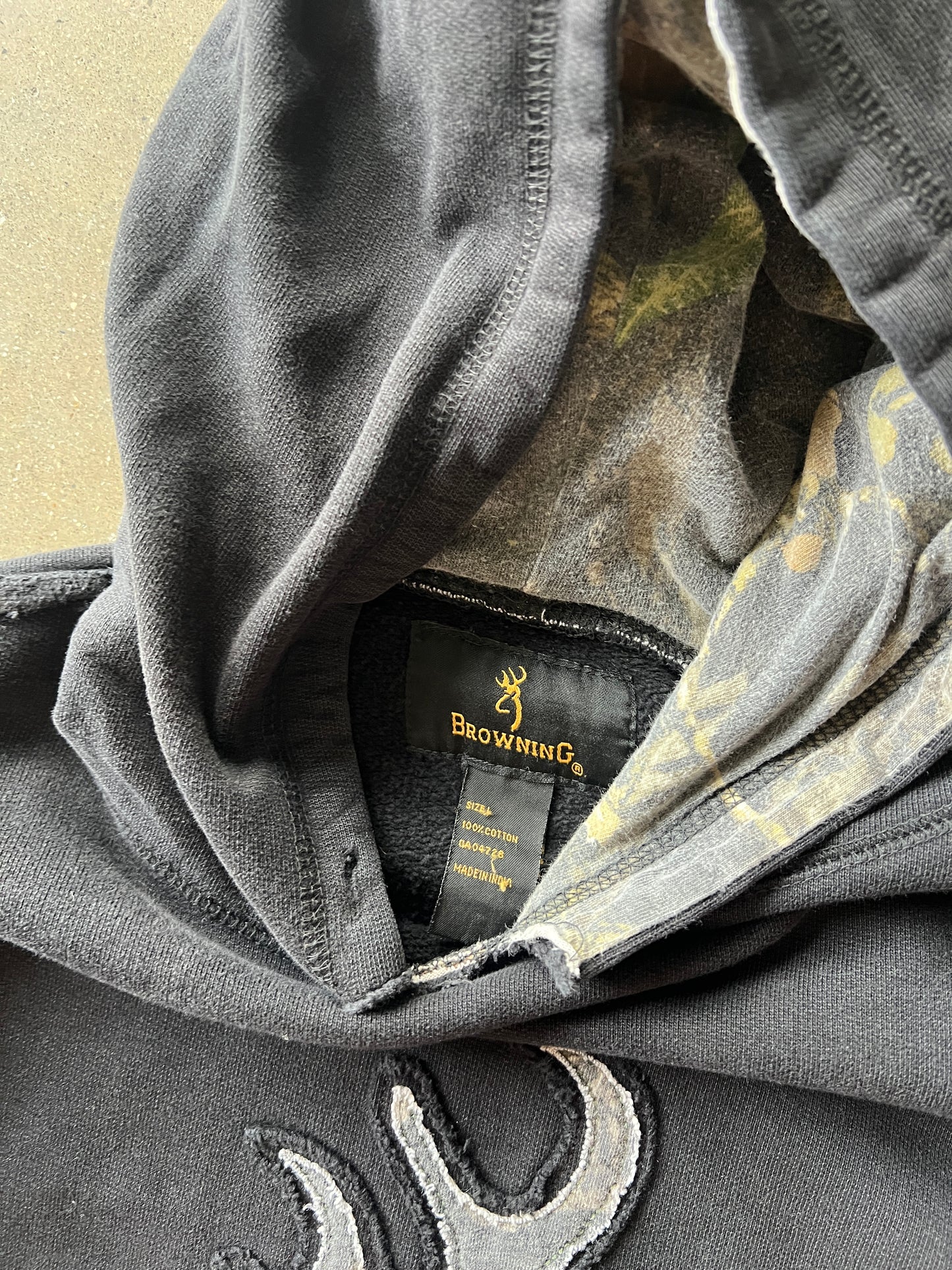 Vintage Faded Black and Camo Browning Hoodie - L