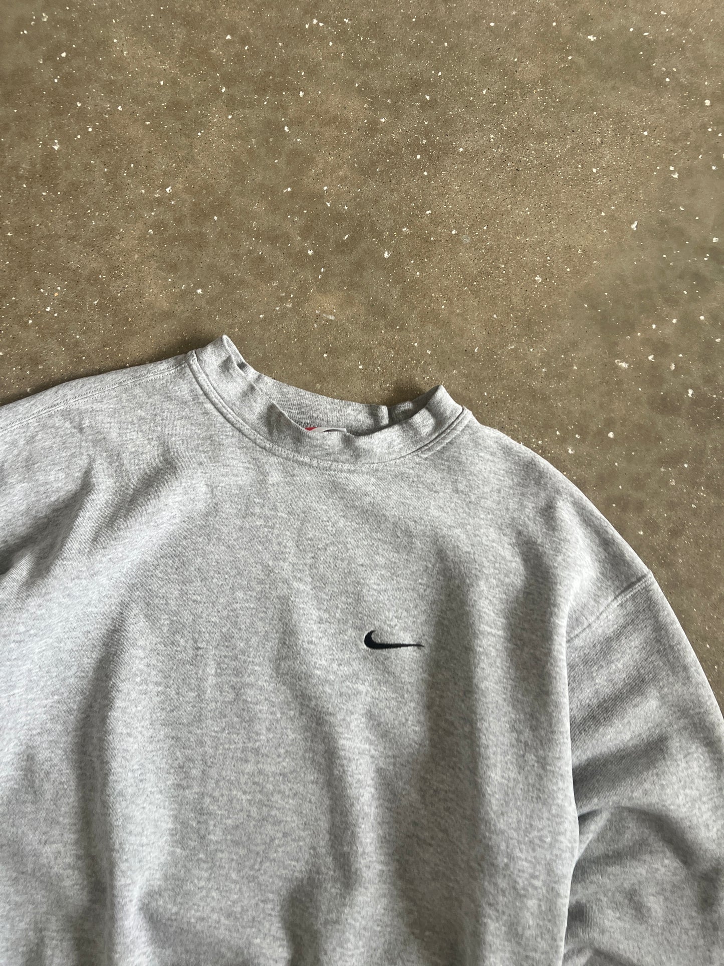 Vintage Grey Nike Crew Sweater - L