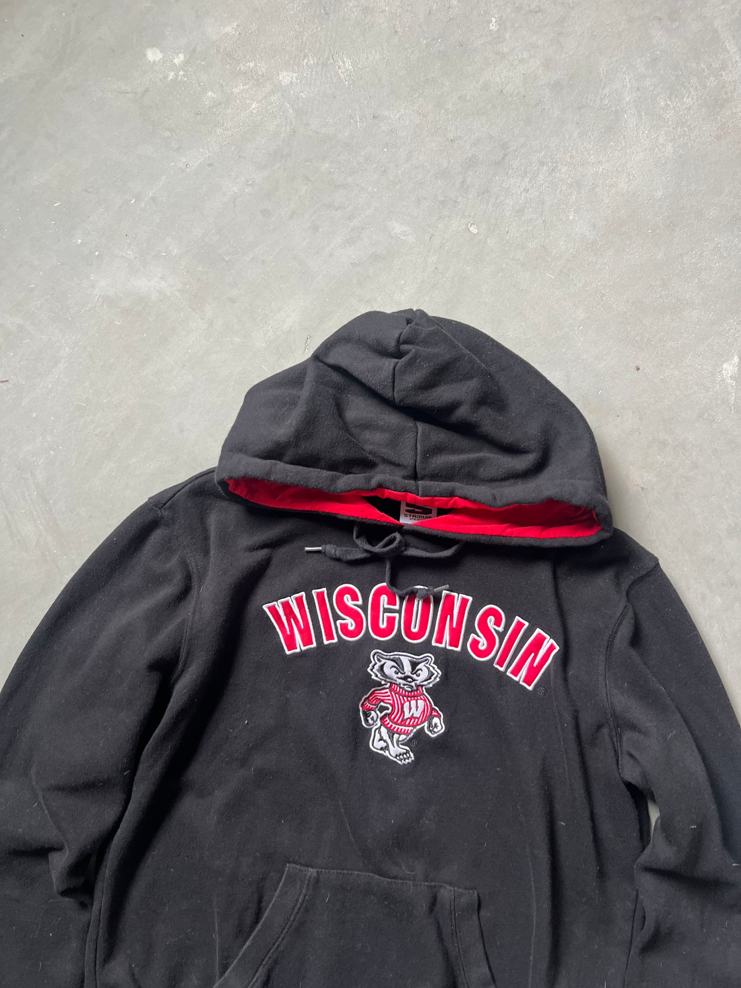 Vintage Black Wisconsin Hoodie - M