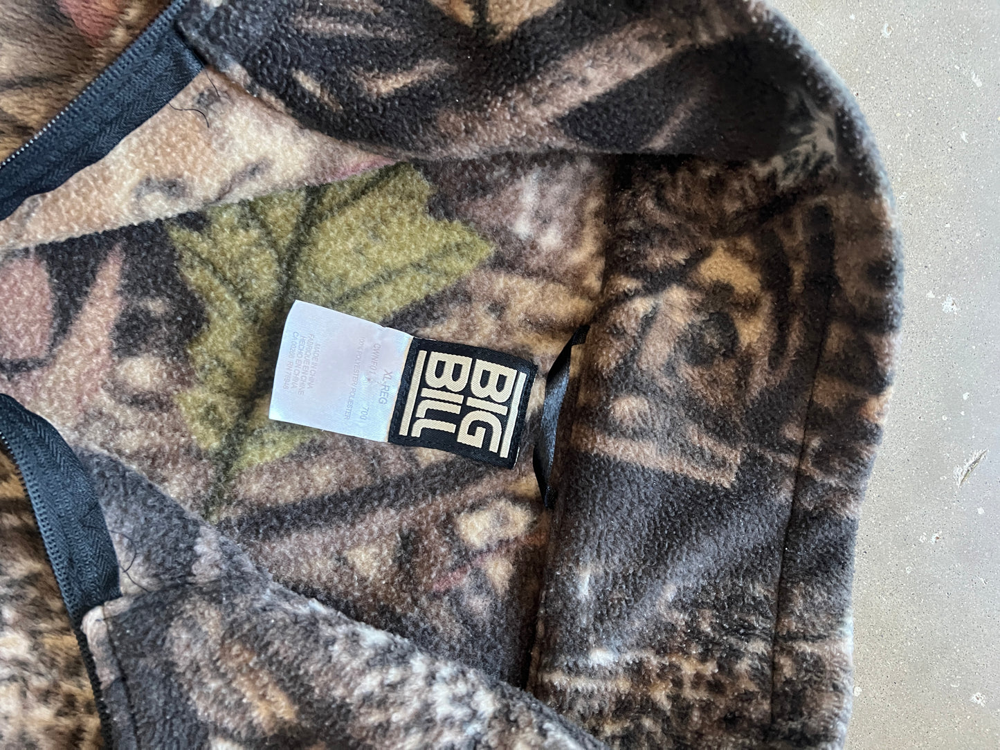 Vintage RealTree Camo Zip Up Fleece Jacket - XL