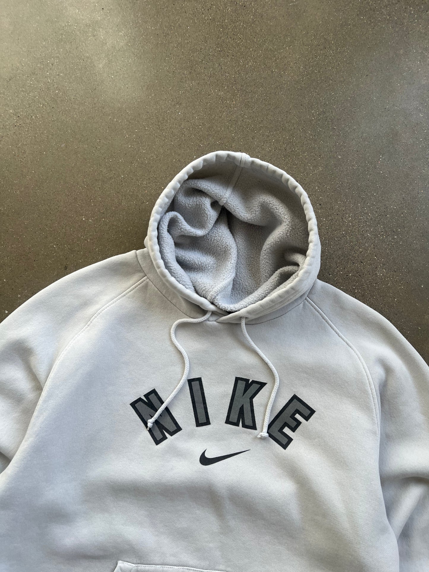 Vintage White Nike Spellout Hoodie - L
