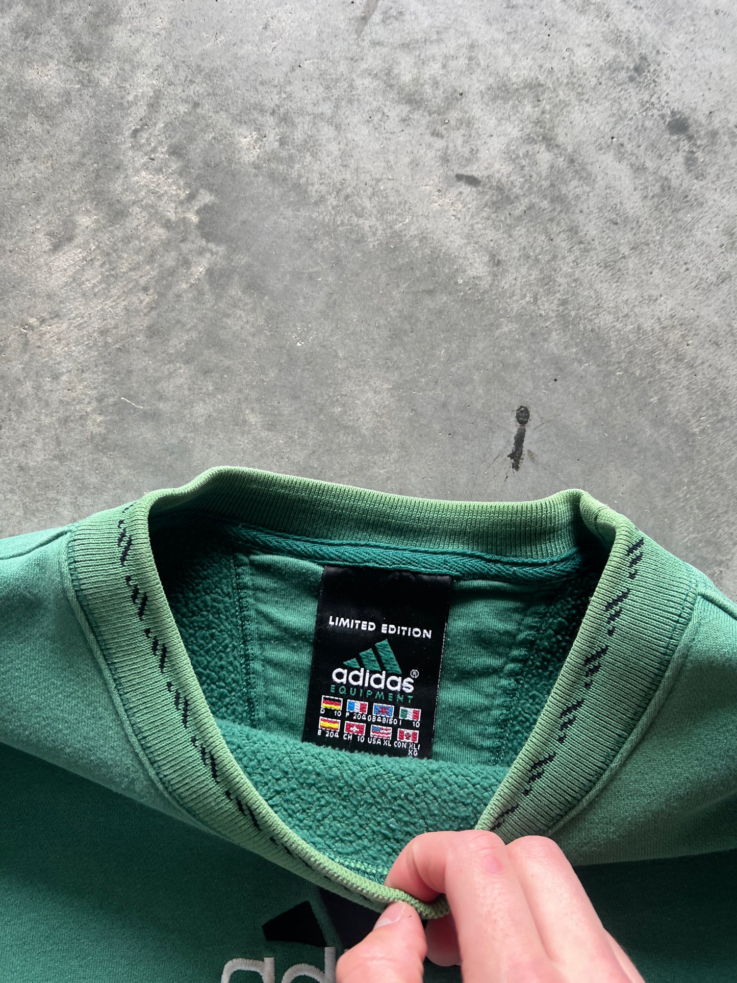 Vintage Distressed Green Adidas Crew - XXL