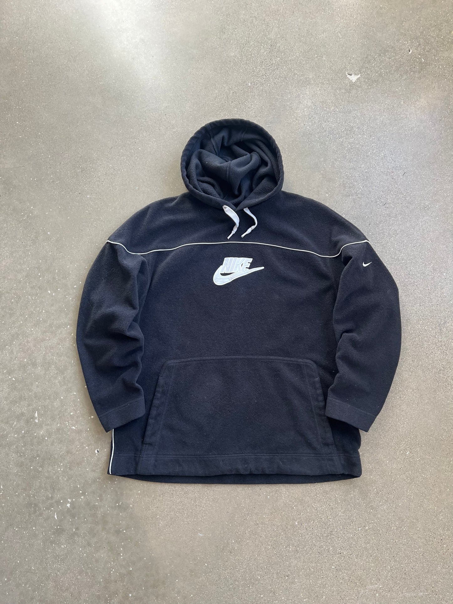 Vintage Black Nike Fleece Hoodie - L
