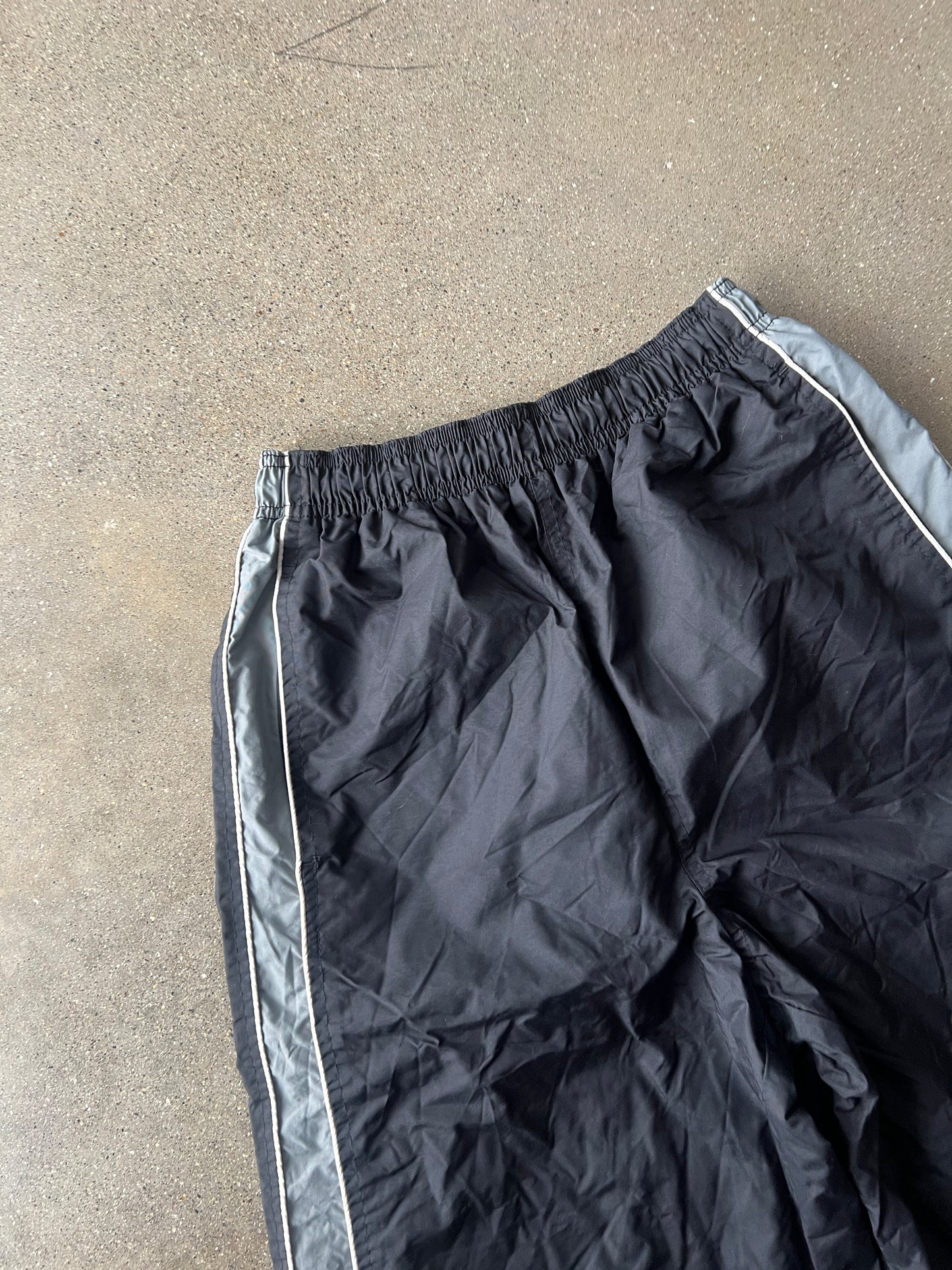 Vintage Black Baggy Stripped Track Pants - S