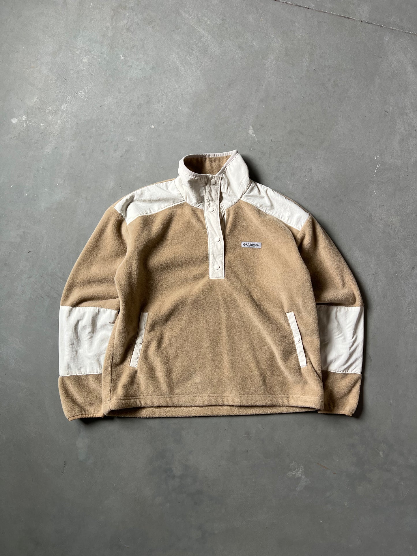Vintage Tan Columbia Fleece - L