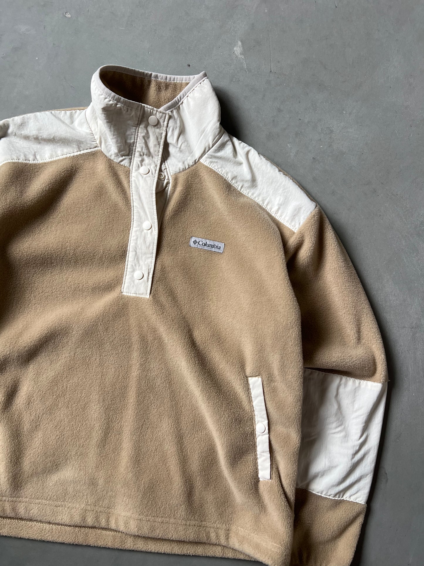 Vintage Tan Columbia Fleece - L