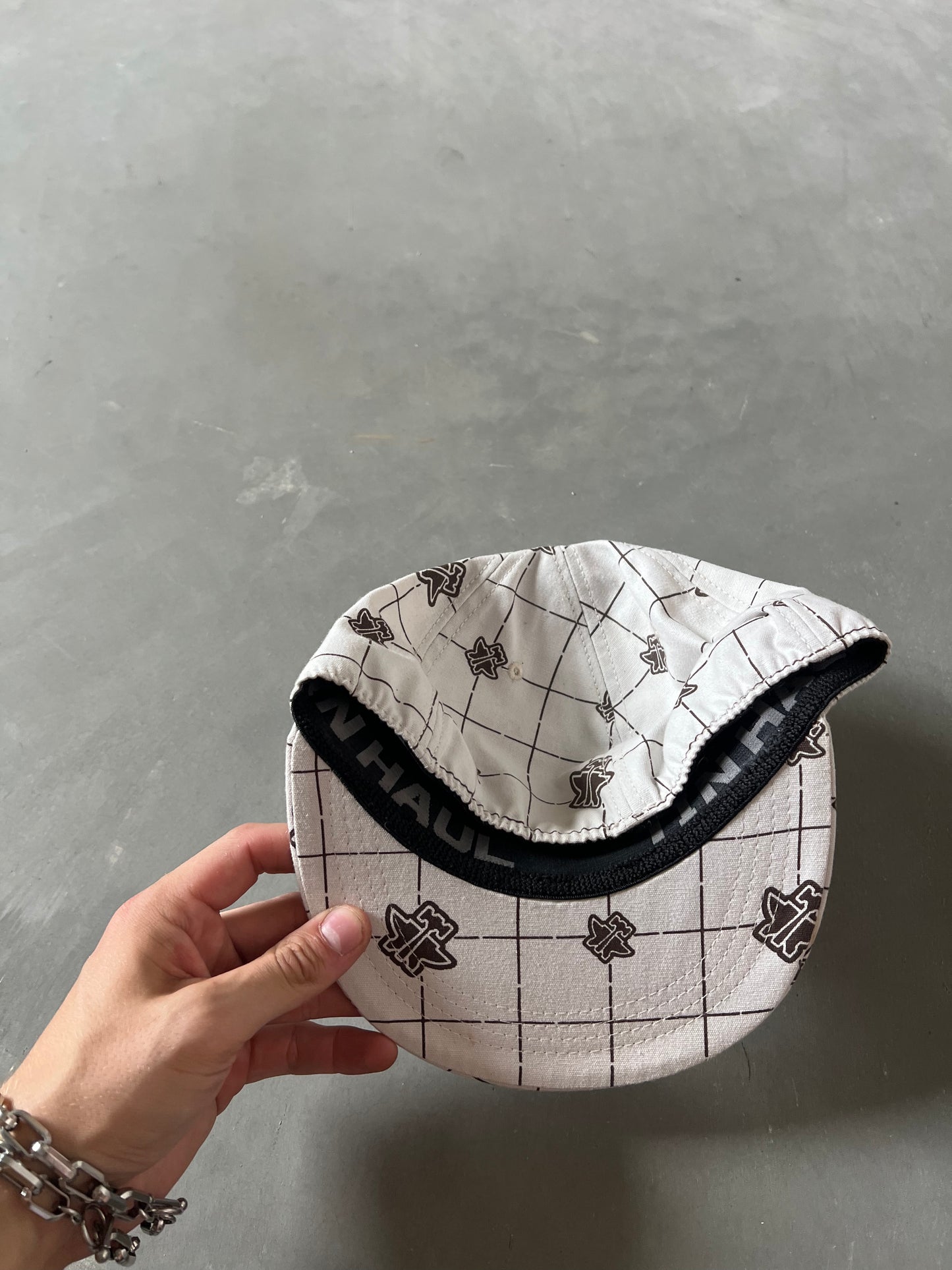 Vintage White eS Skateboaring Fitted Hat