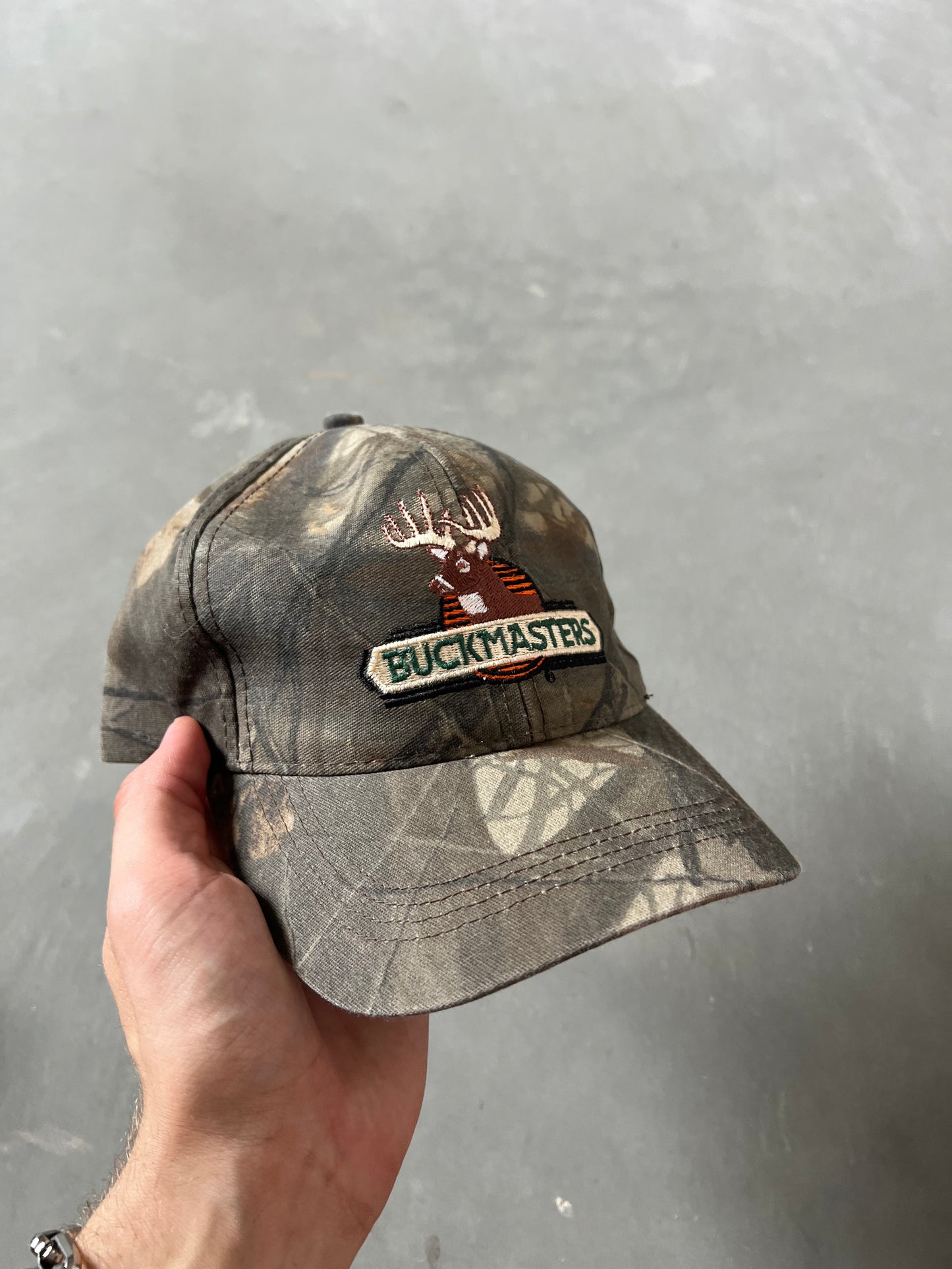 Vintage RealTree Camo Buckmaster Hat