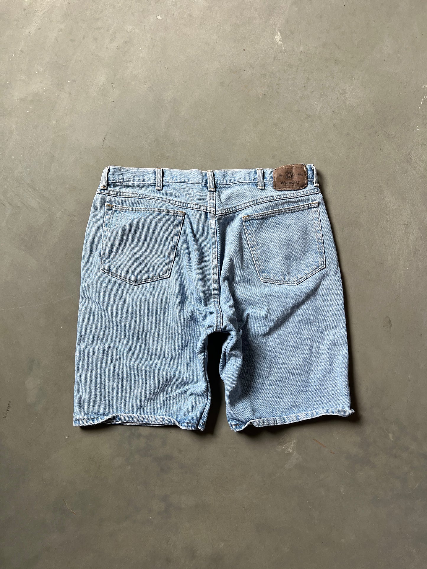 Vintage Faded Blue Wrangler Shorts - 38
