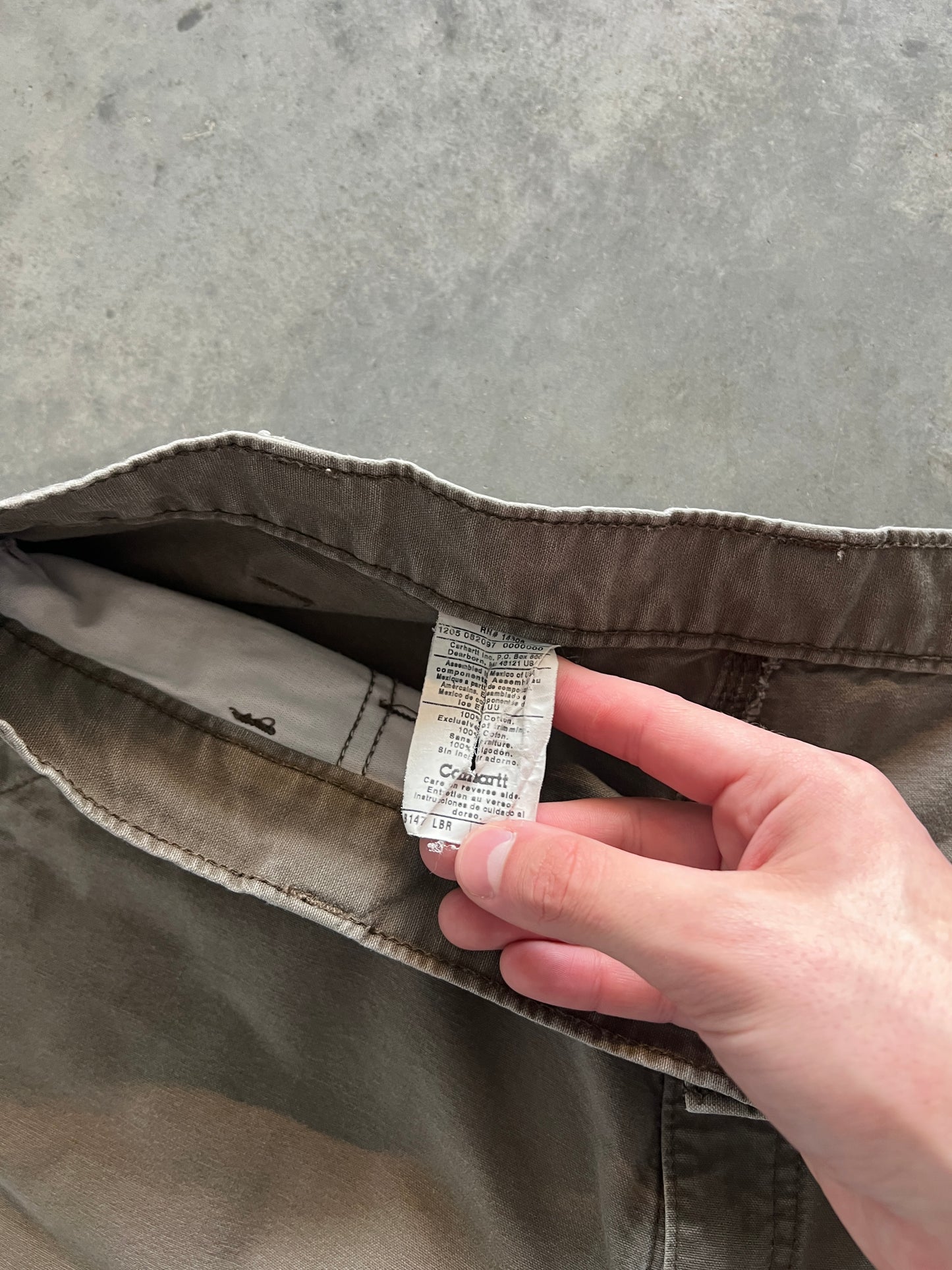Vintage Tan Carhartt Carpenter Shorts - 34