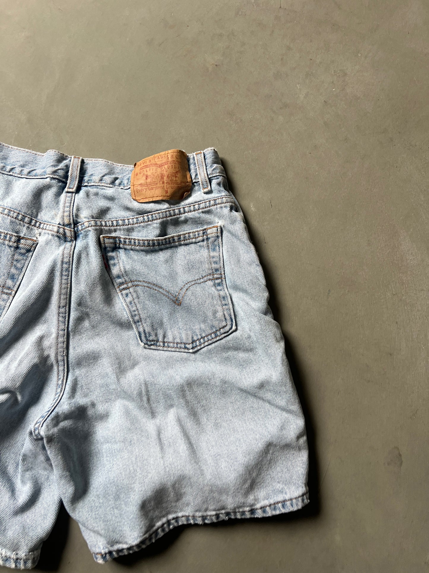 Vintage Denim Blue Levi Shorts - 30