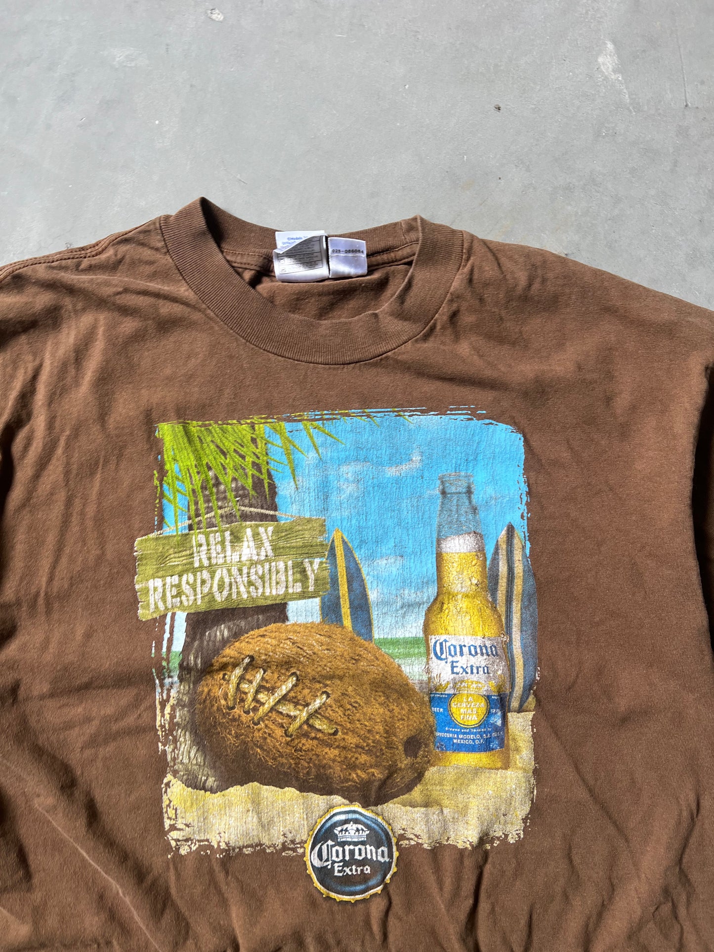 Vintage Brown Carona Beer Shirt - L