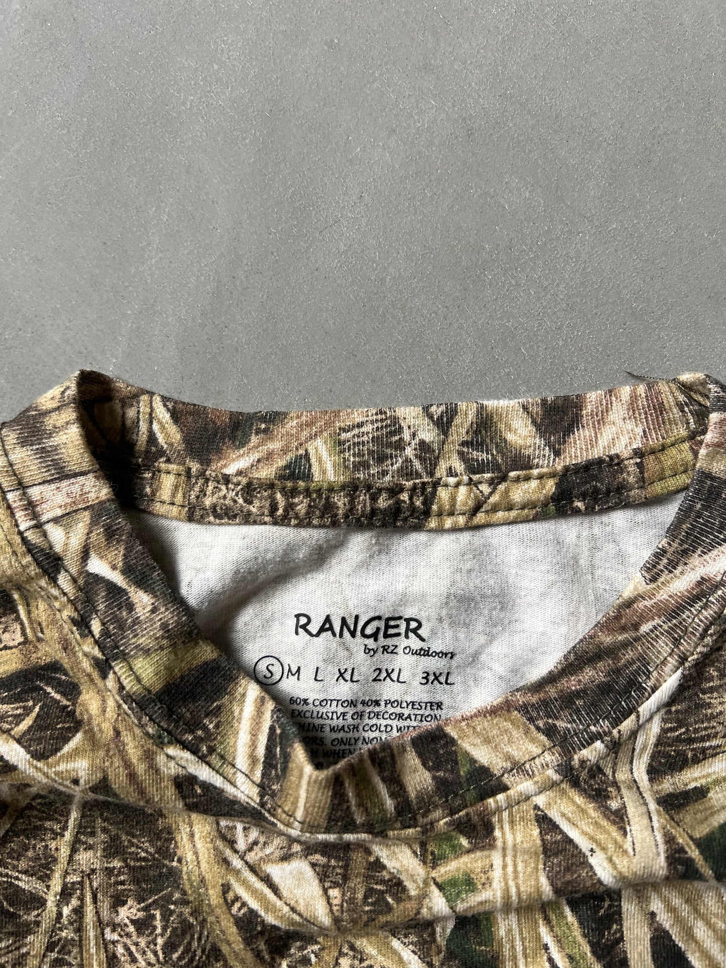 Vintage RealTree Camo Longsleeve Shirt - S