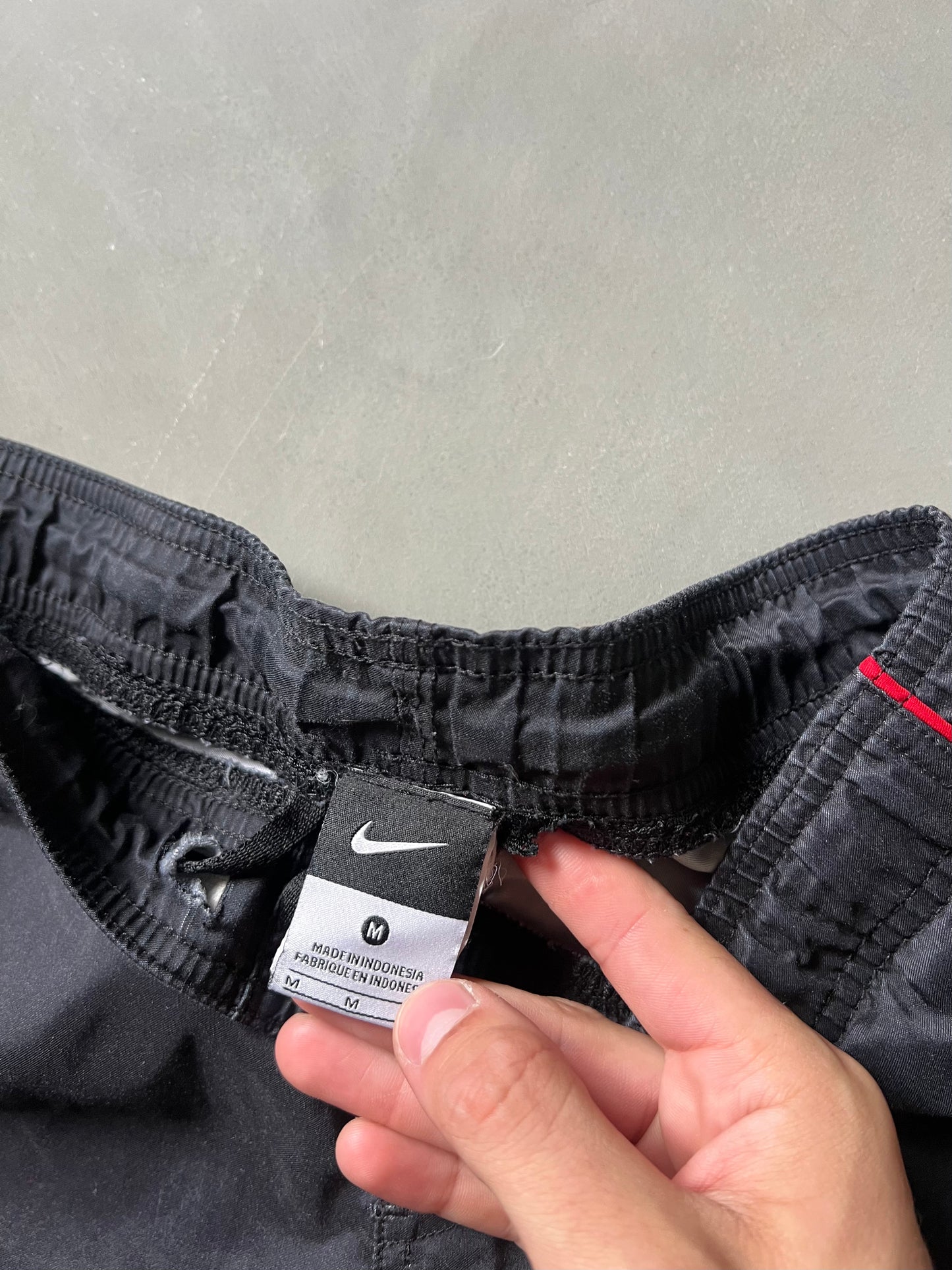 Vintage Black Nike Lightning Shorts - M