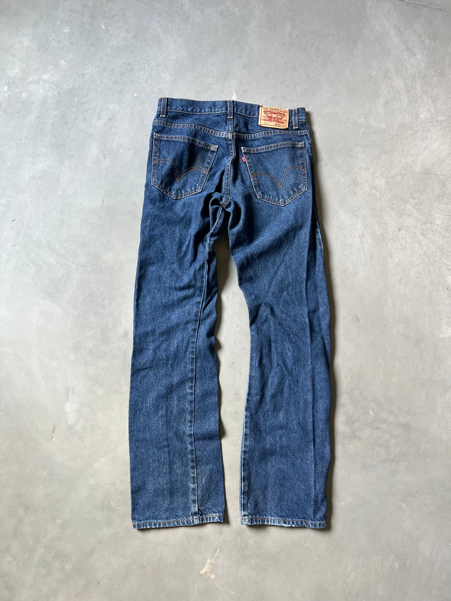 Levi 517 Dark Wash Pants - 32