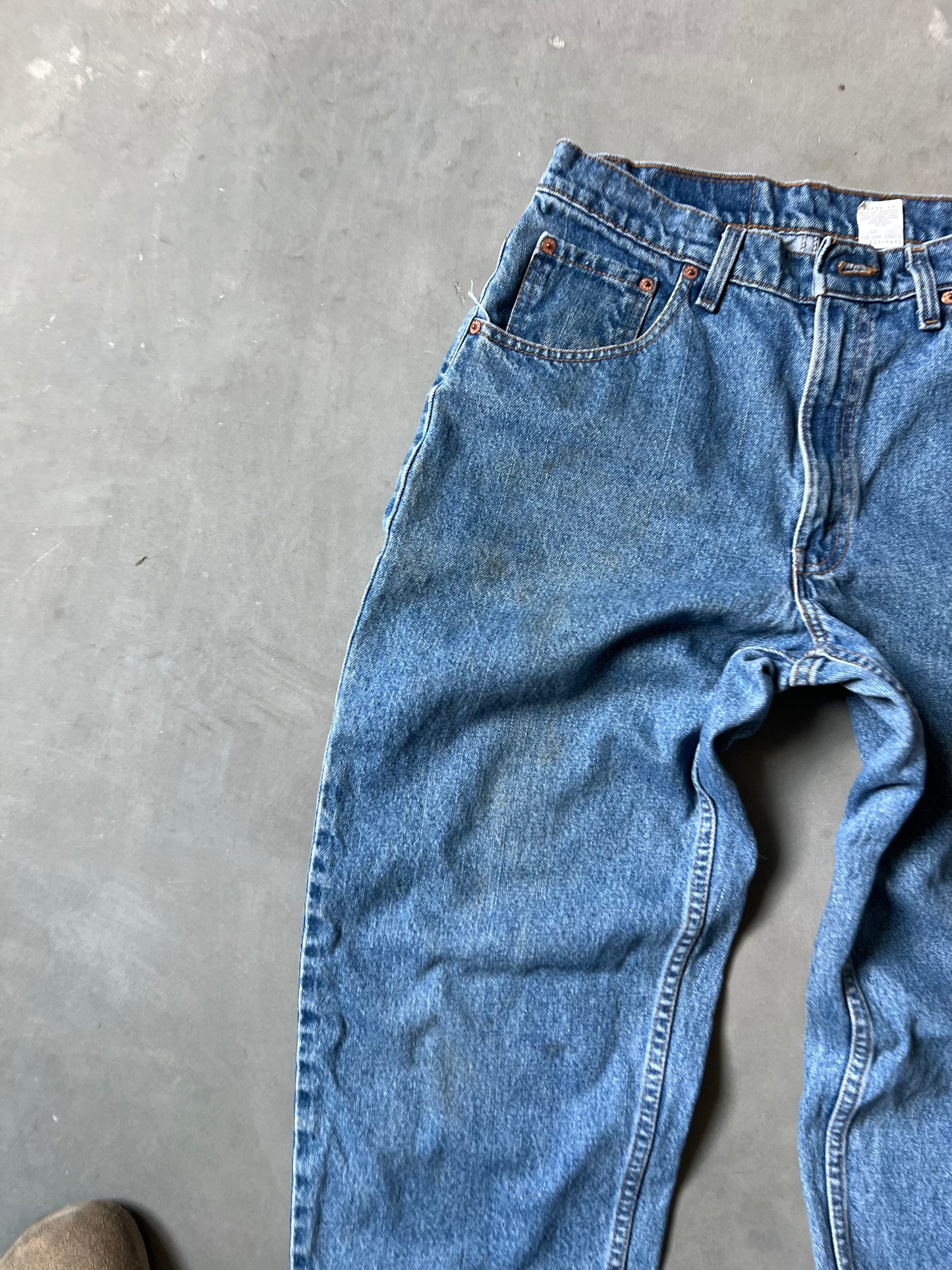 Vintage Denim Blue Levi 560 Pants - 33