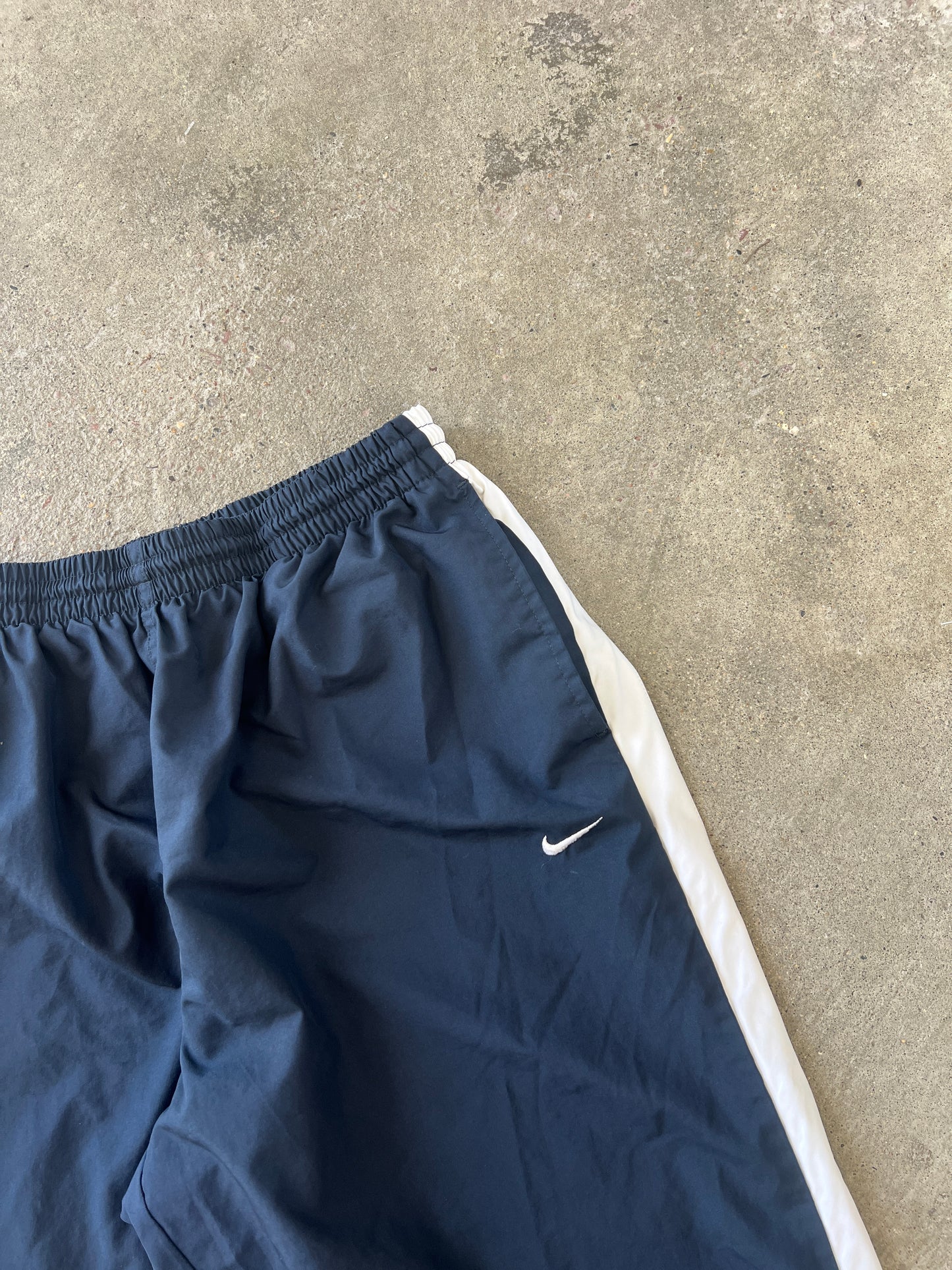 Vintage Nike Track Pants - L