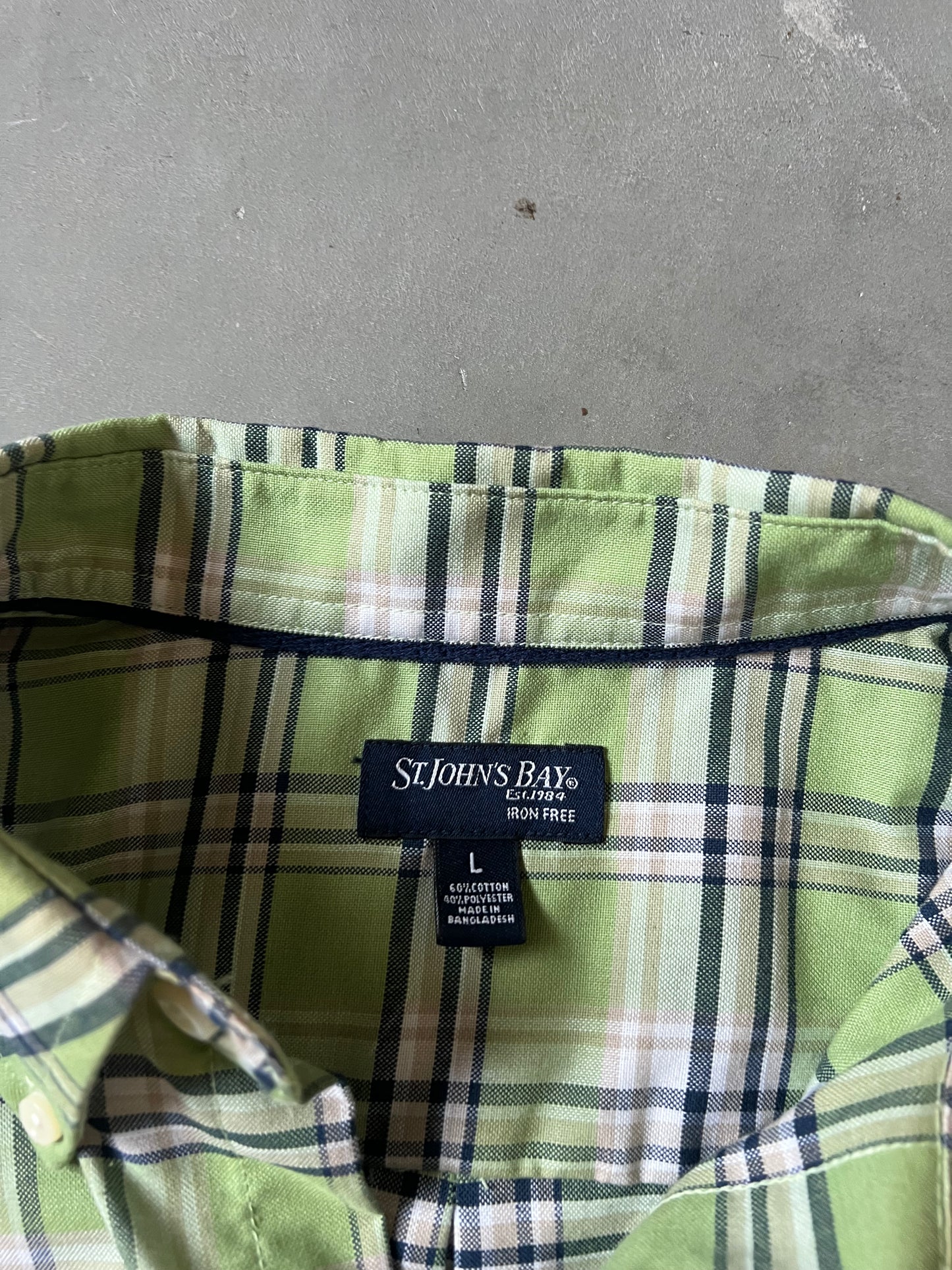 Green St Johns Bay Button Up Shirt - L