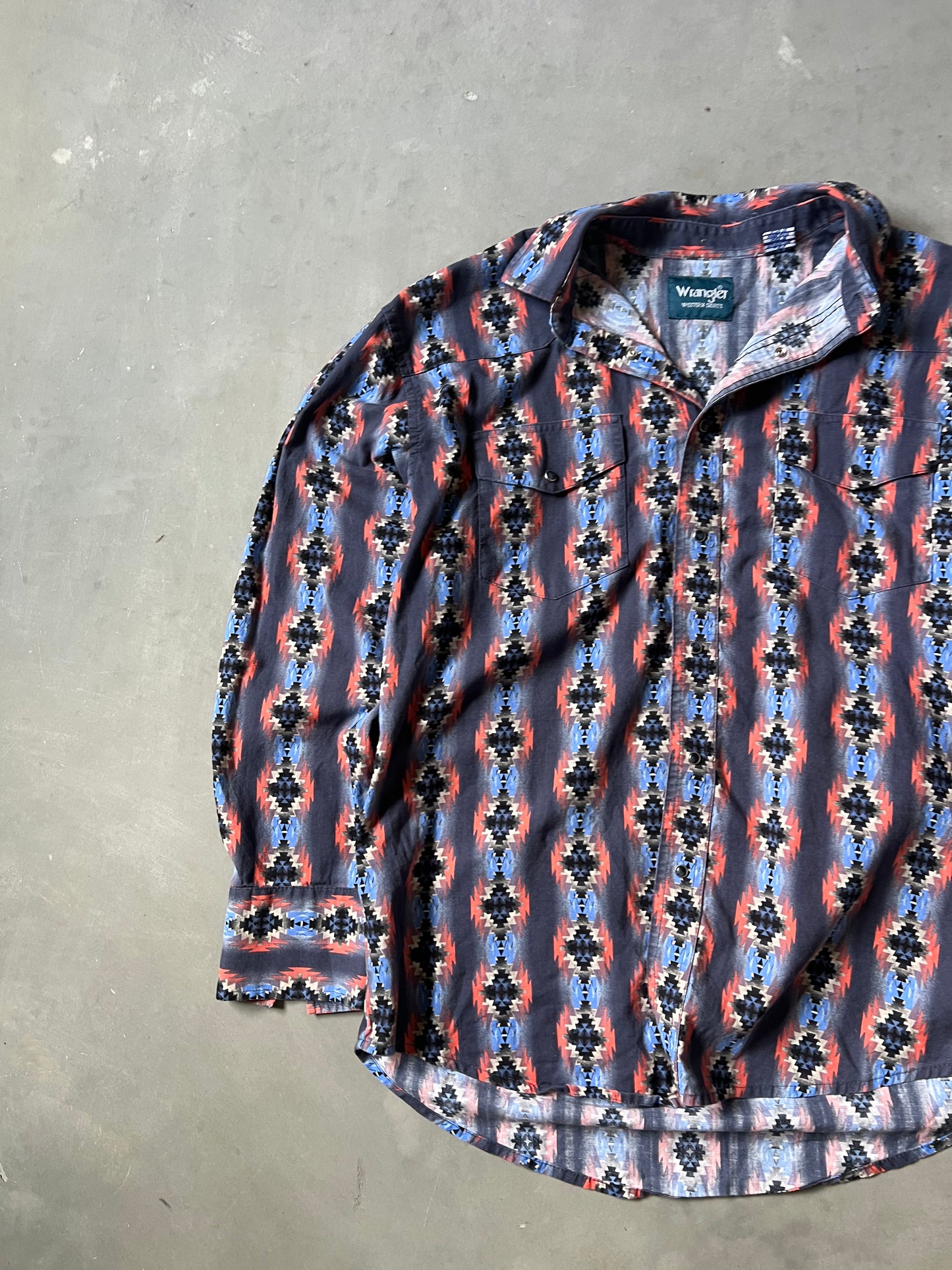 Vintage Aztec Wrangler Perl Snap Button Up - L