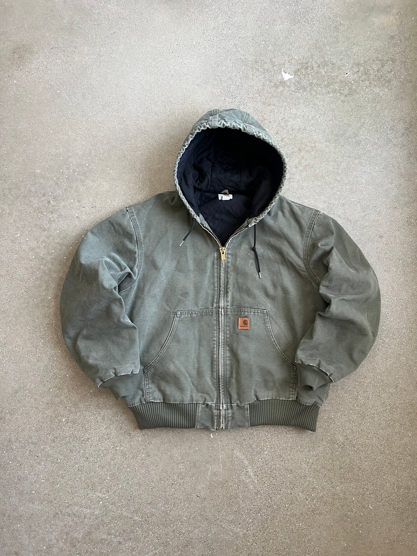 Vintage Faded Moss Green Carhartt Jacket - L