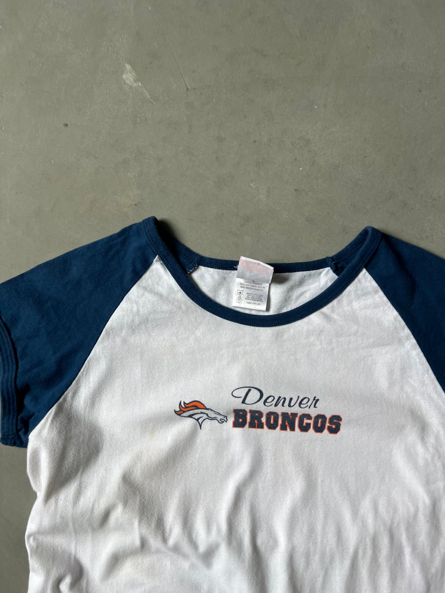 Vintage Denver Broncos Baby Tee - L