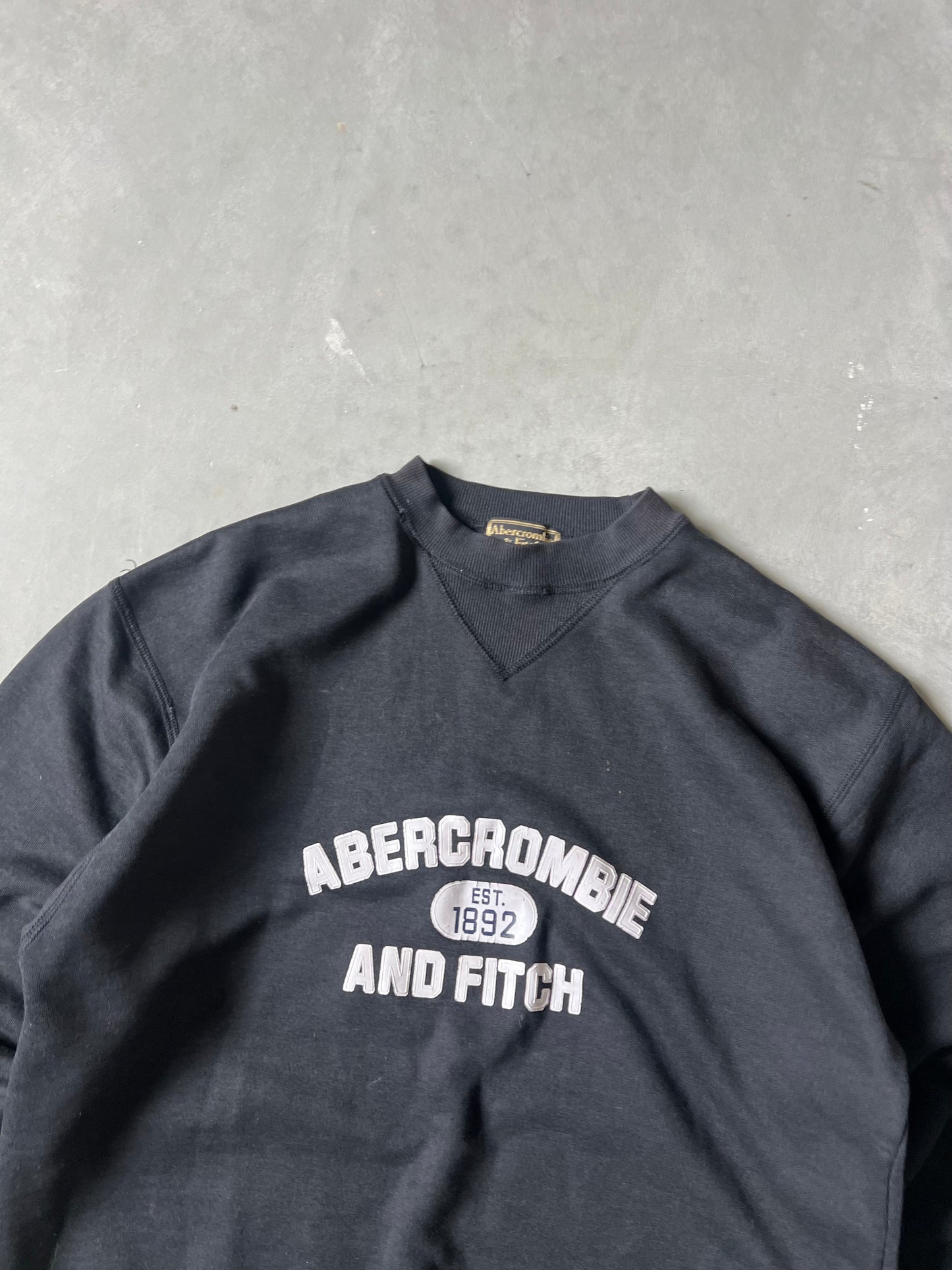 Vintage Black Abercrombie & Fitch Crew - M