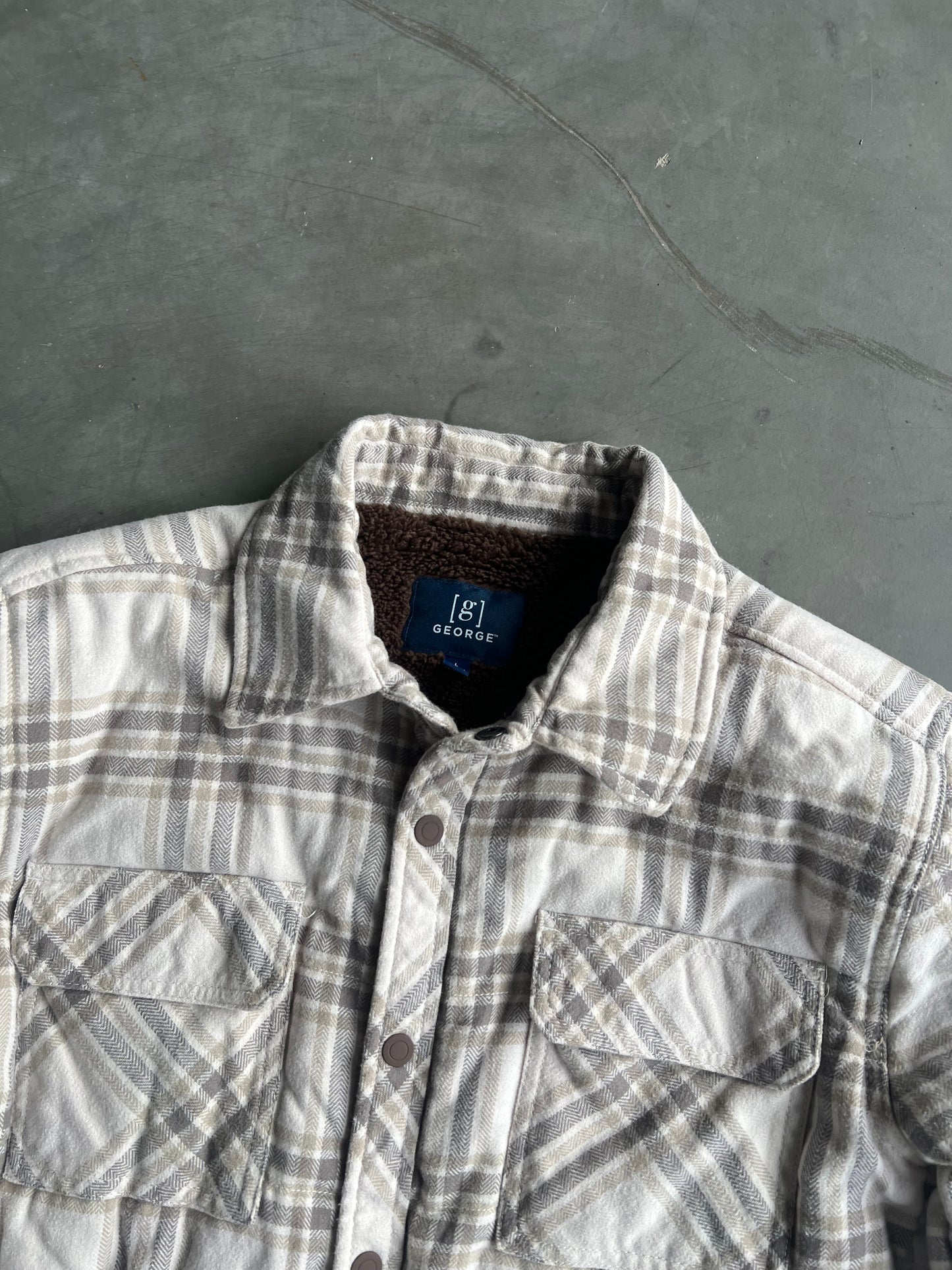 Vintage Cream George Button Down - L