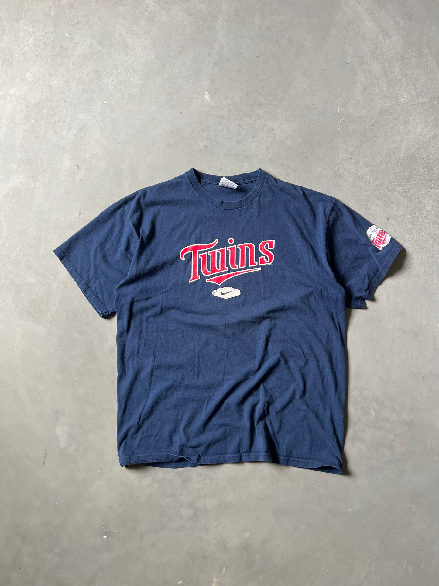Vintage Nike Center Swoosh Twins Tee - L