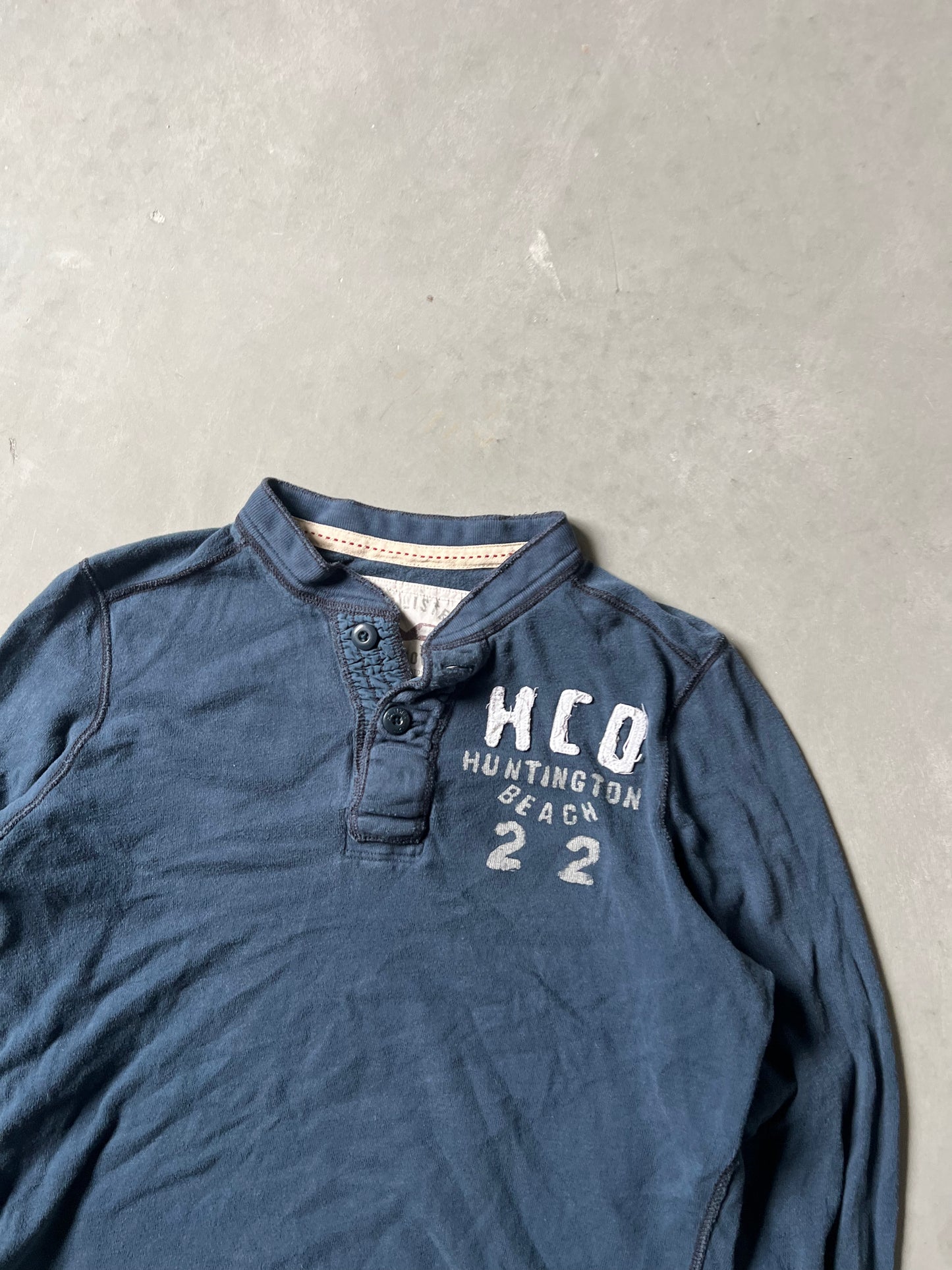 Vintage Navy Blue Hollister Thermal - L