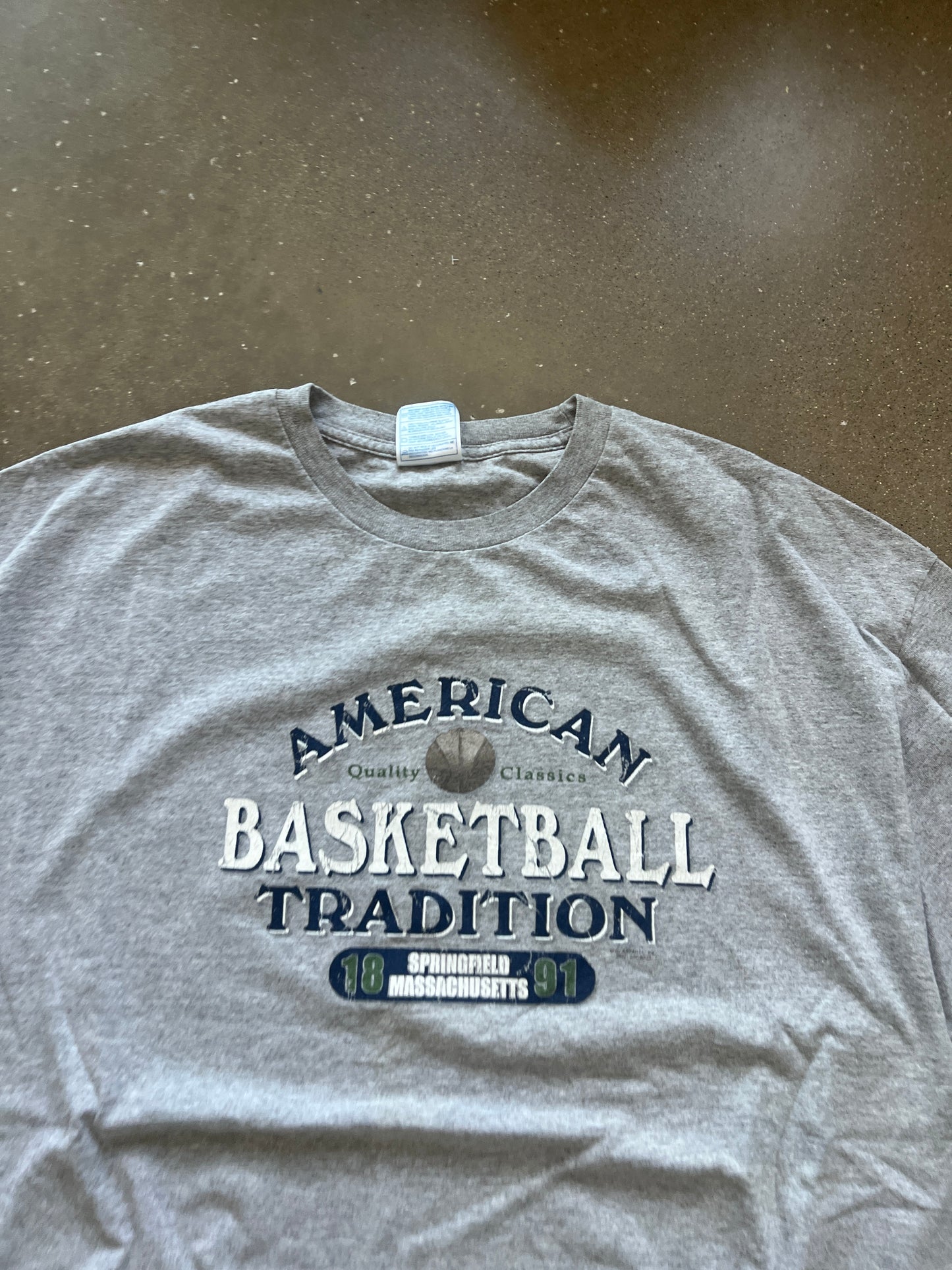 Vintage Grey Baseball Graphic Shirt - XL