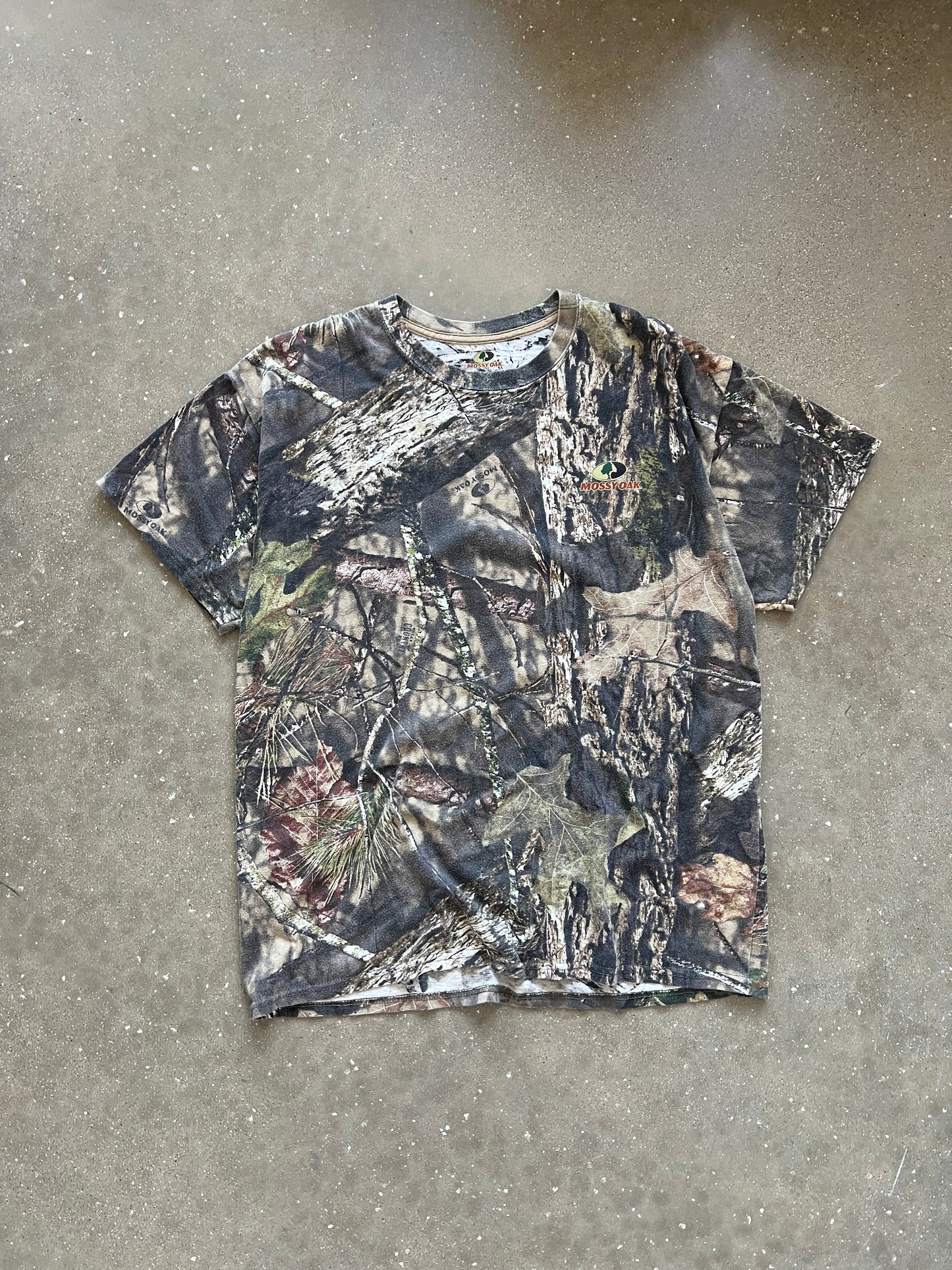 Vintage RealTree Camo Shirt - L