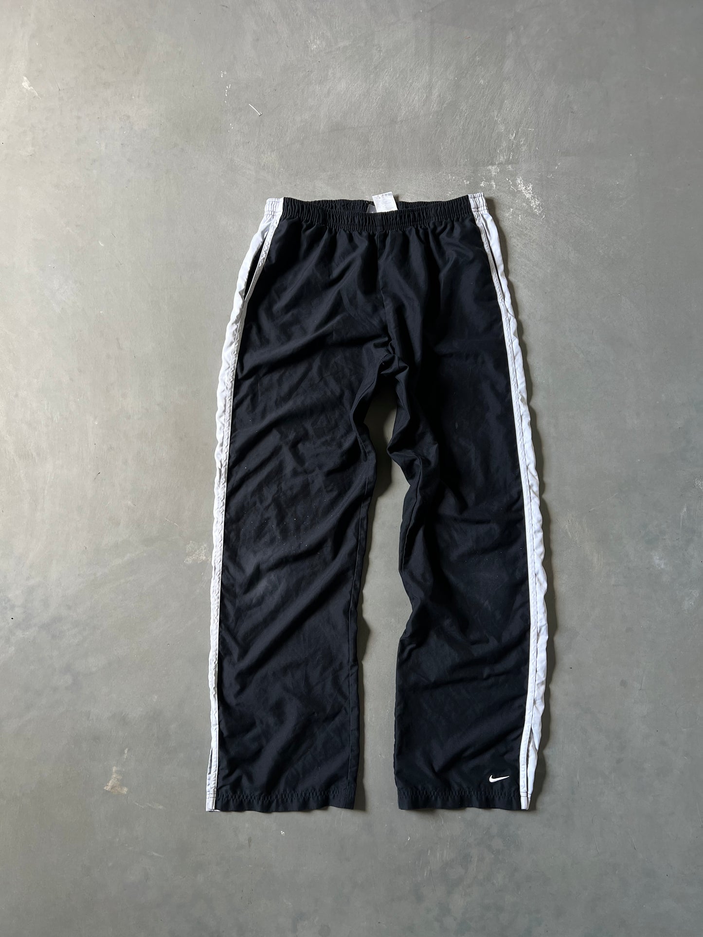 Vintage Black Nike Track Pants - L