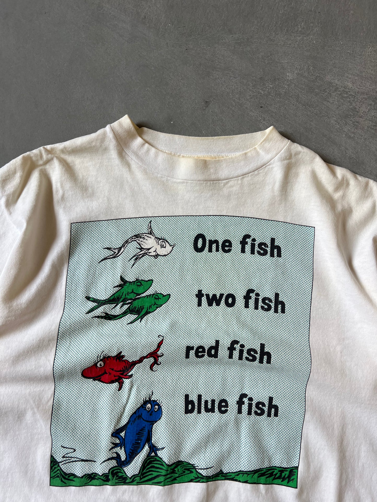 Vintage One fish two fish shirt - L