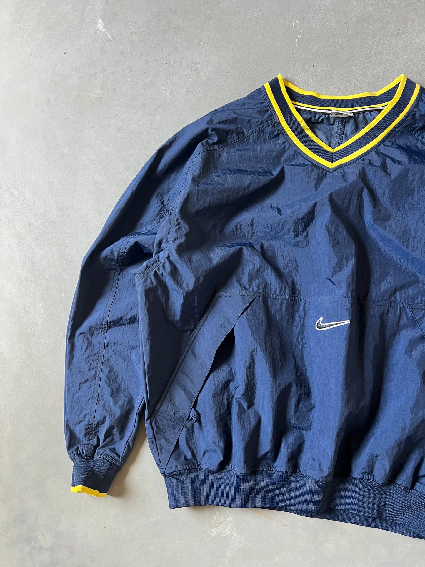 Vintage Navy Blue Nike Center Swoosh Sweatshirt - L