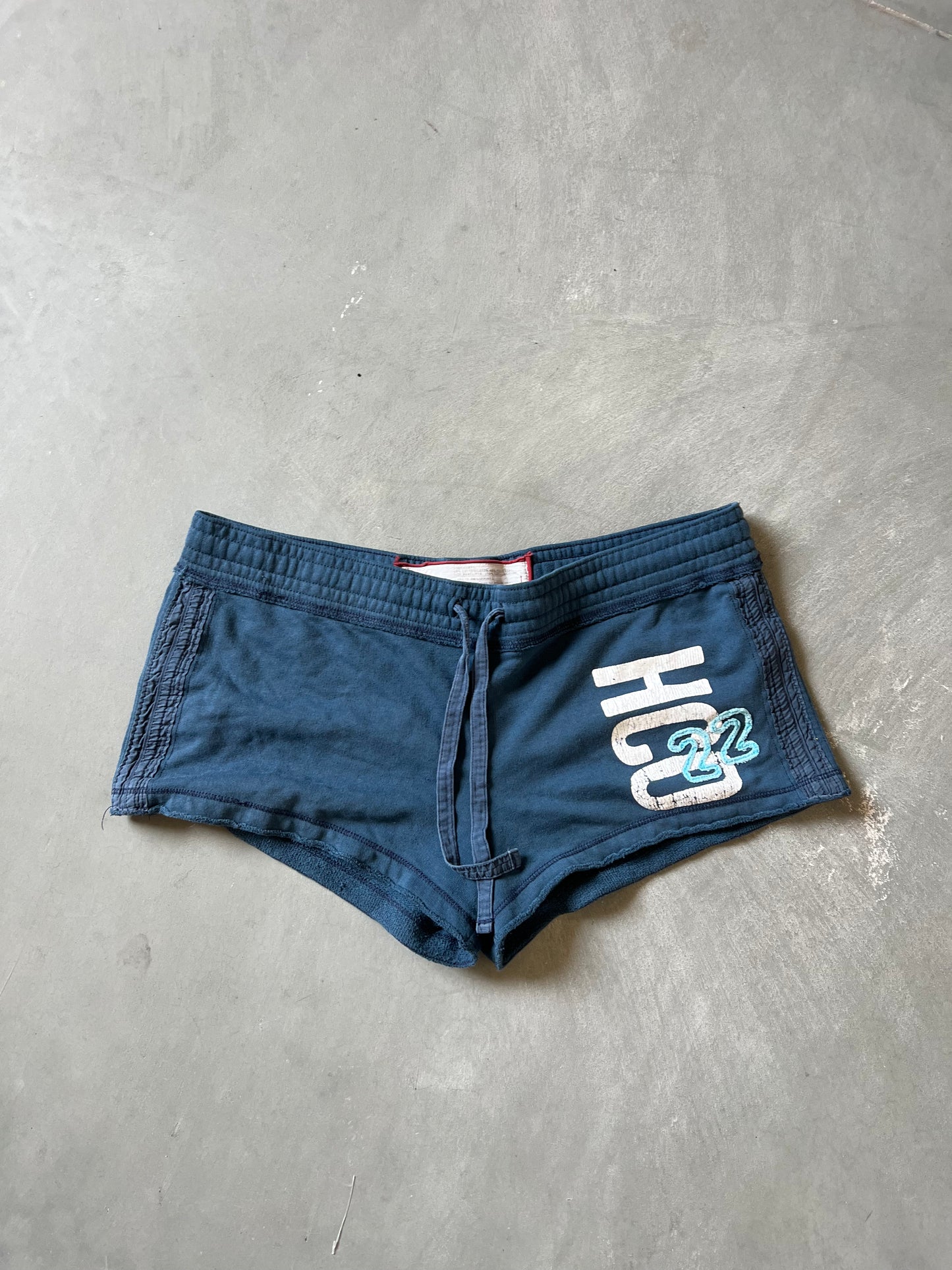 Vintage Navy Y2k Hollister Shorts - L