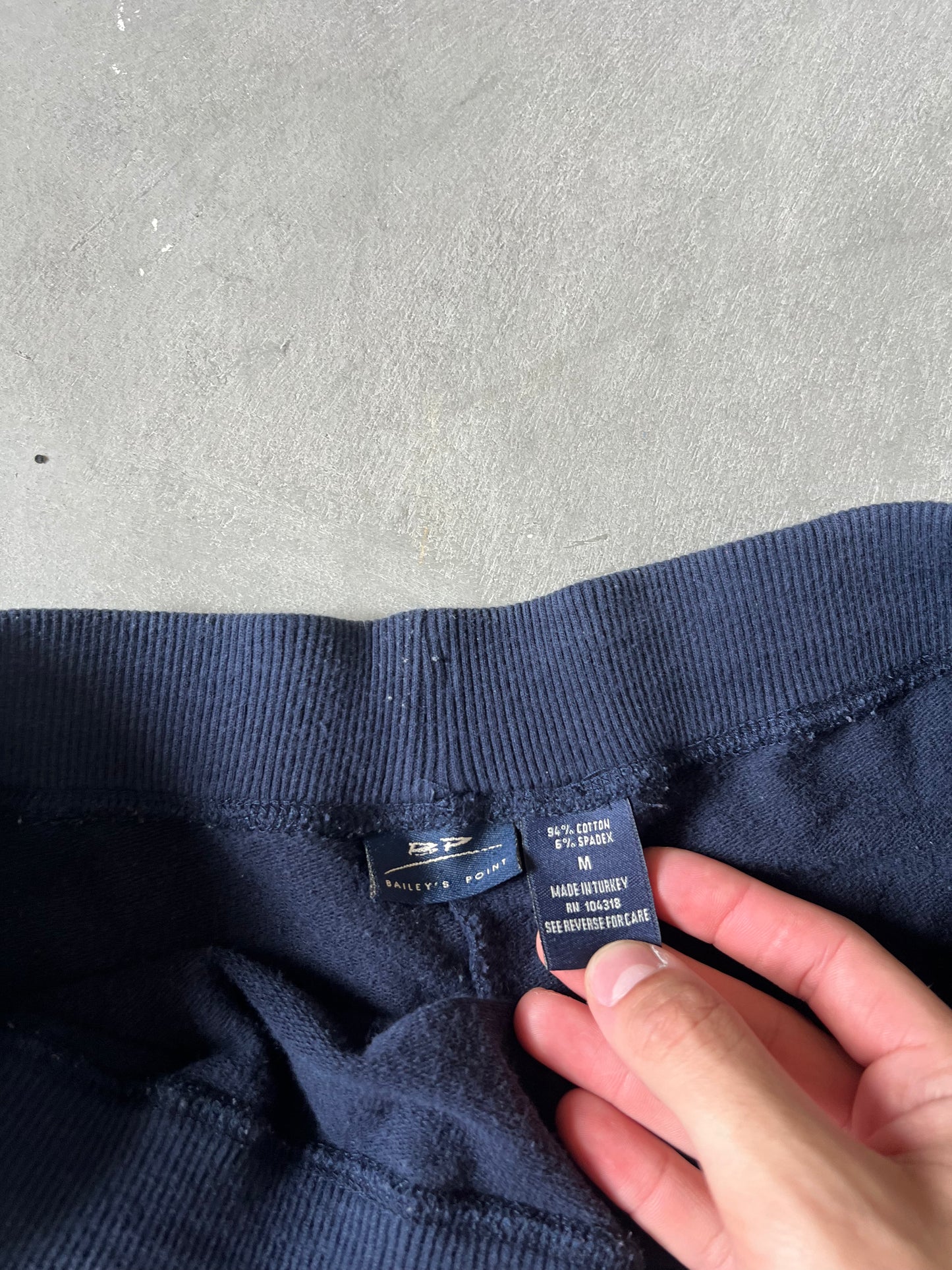 Vintage Navy Blue Y2k Sweats - M