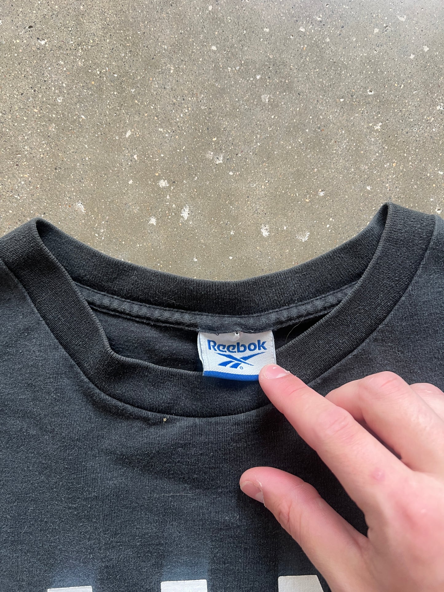 Vintage Black Reebok Spellout Shirt - L