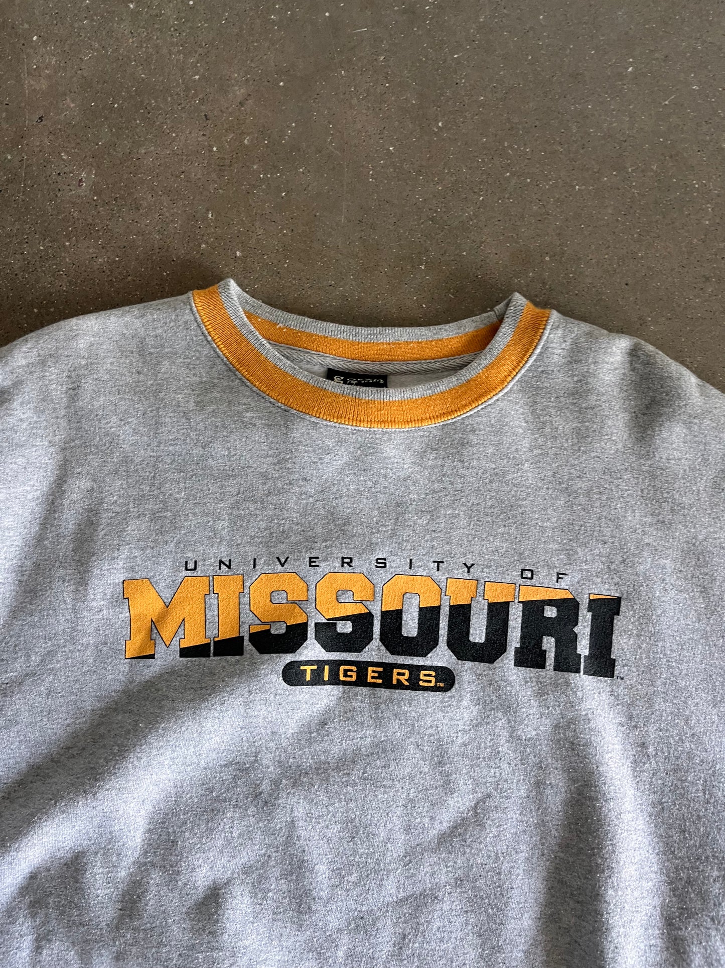 Vintage White Missouri College Crew - L
