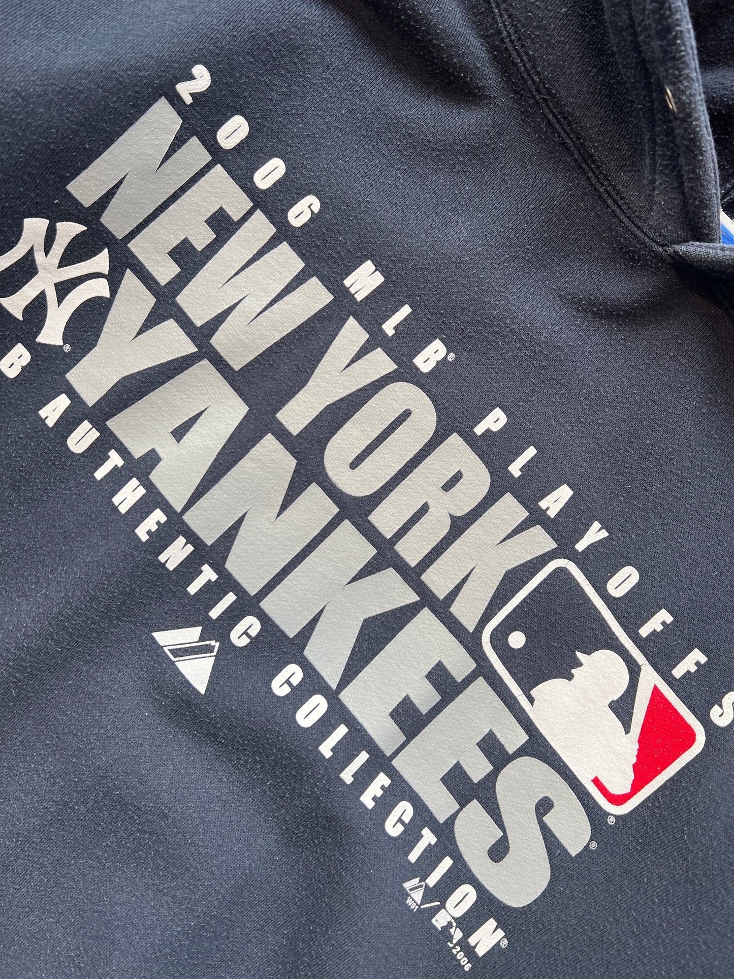 Vintage New York Yankees Hoodie - L