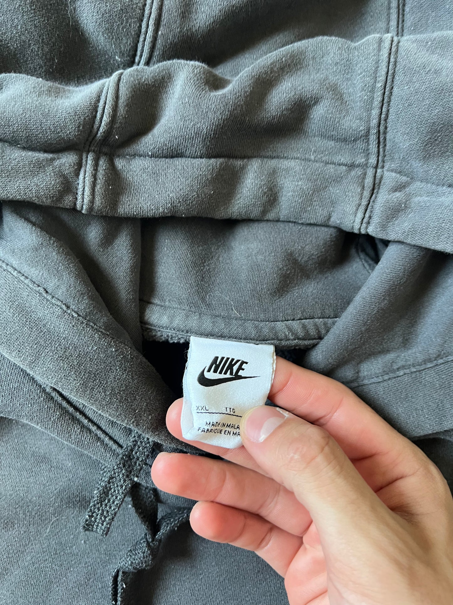 Vintage Black Nike Swoosh Hoodie - XL
