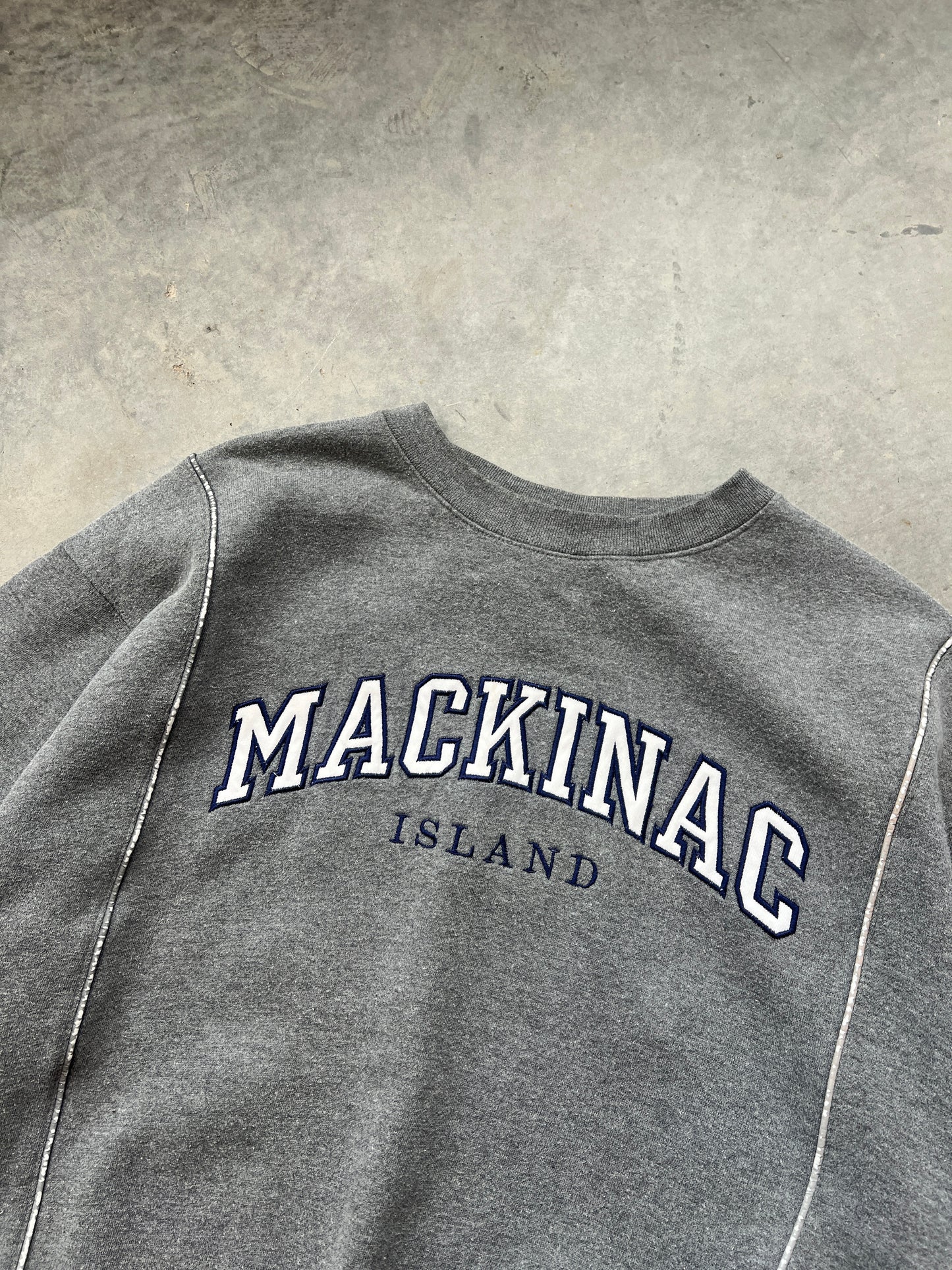 Vintage Grey Mackinac Island Spellout Crew - XL