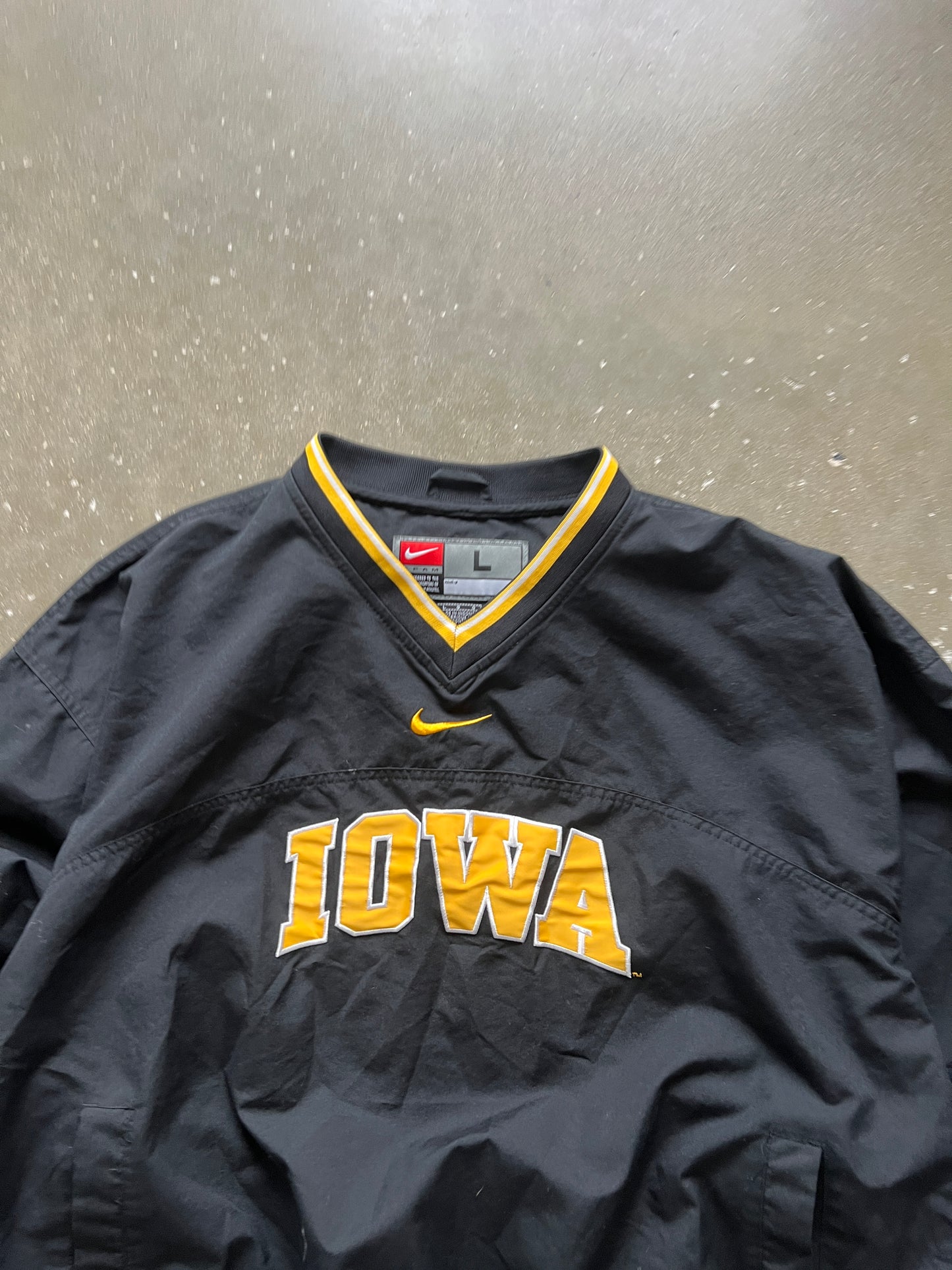 Vintage Black Nike Iowa Windbreaker Jacket - L